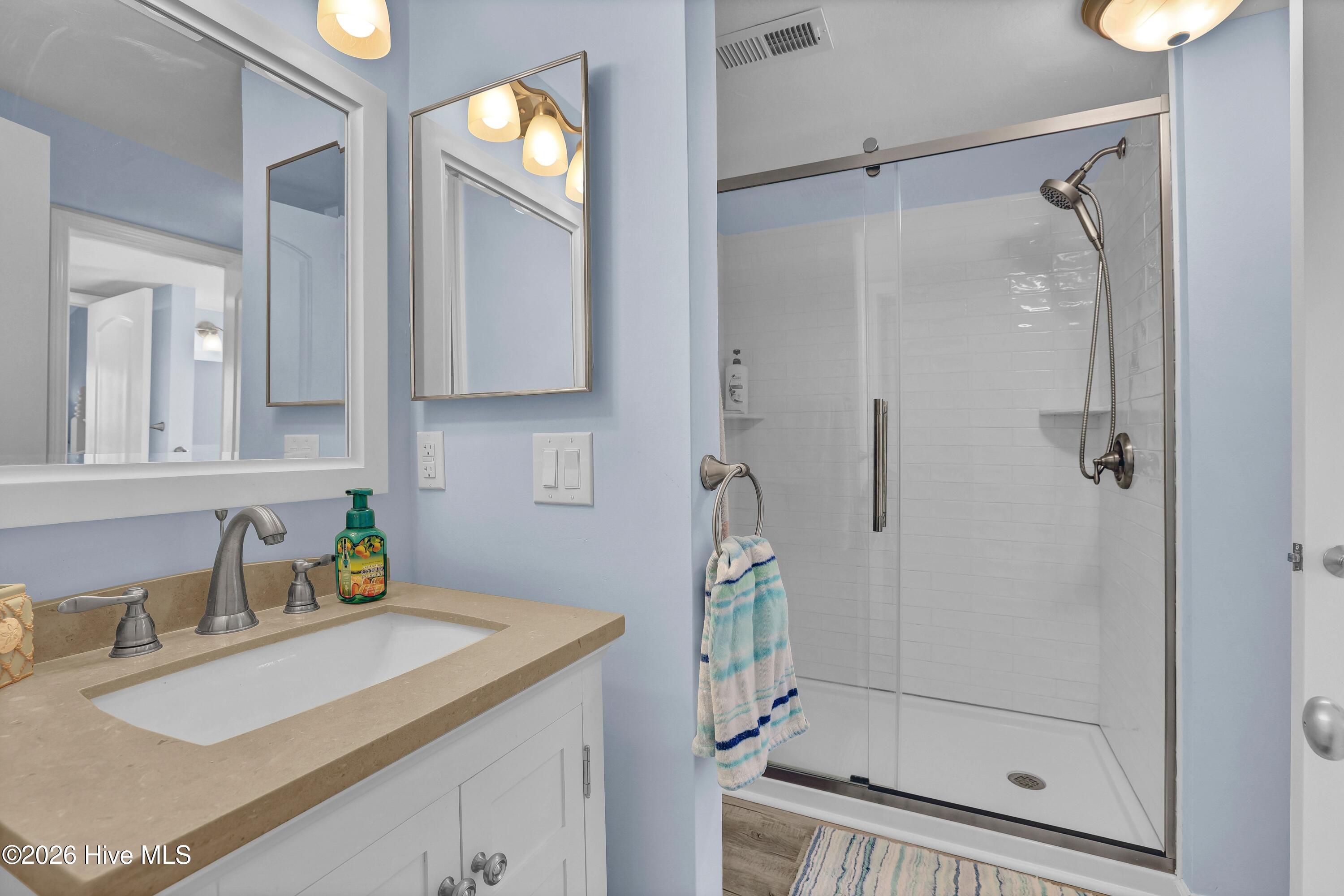 918 N New River Drive UNIT 331, Surf City, NC, 28445