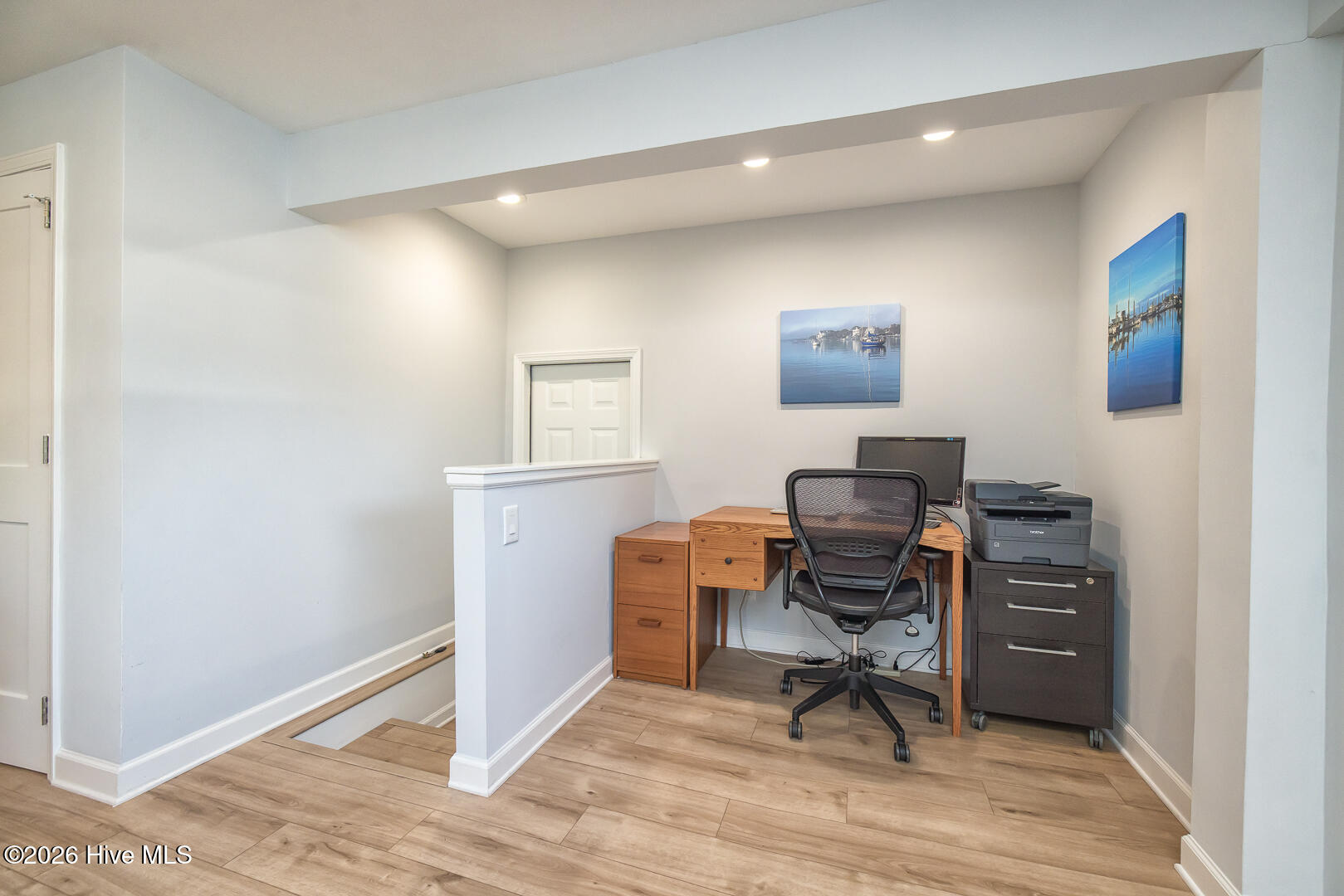 100553040 | Photo 25