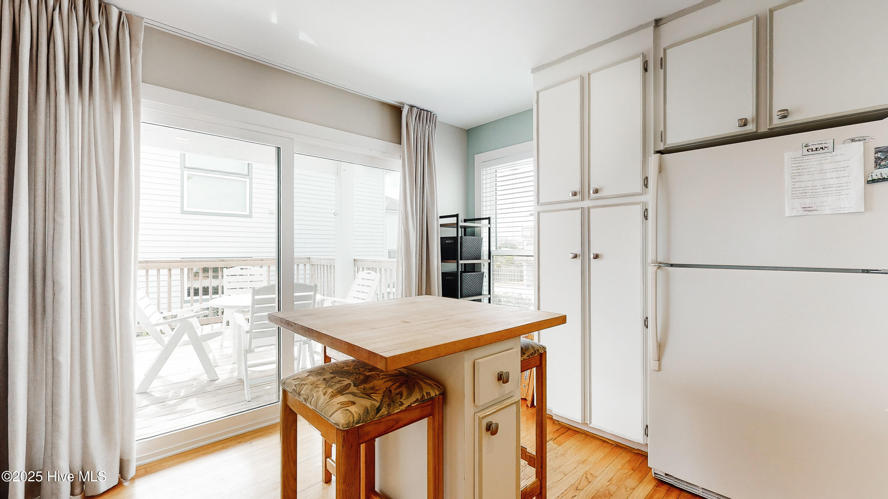 100553724 | Photo 40