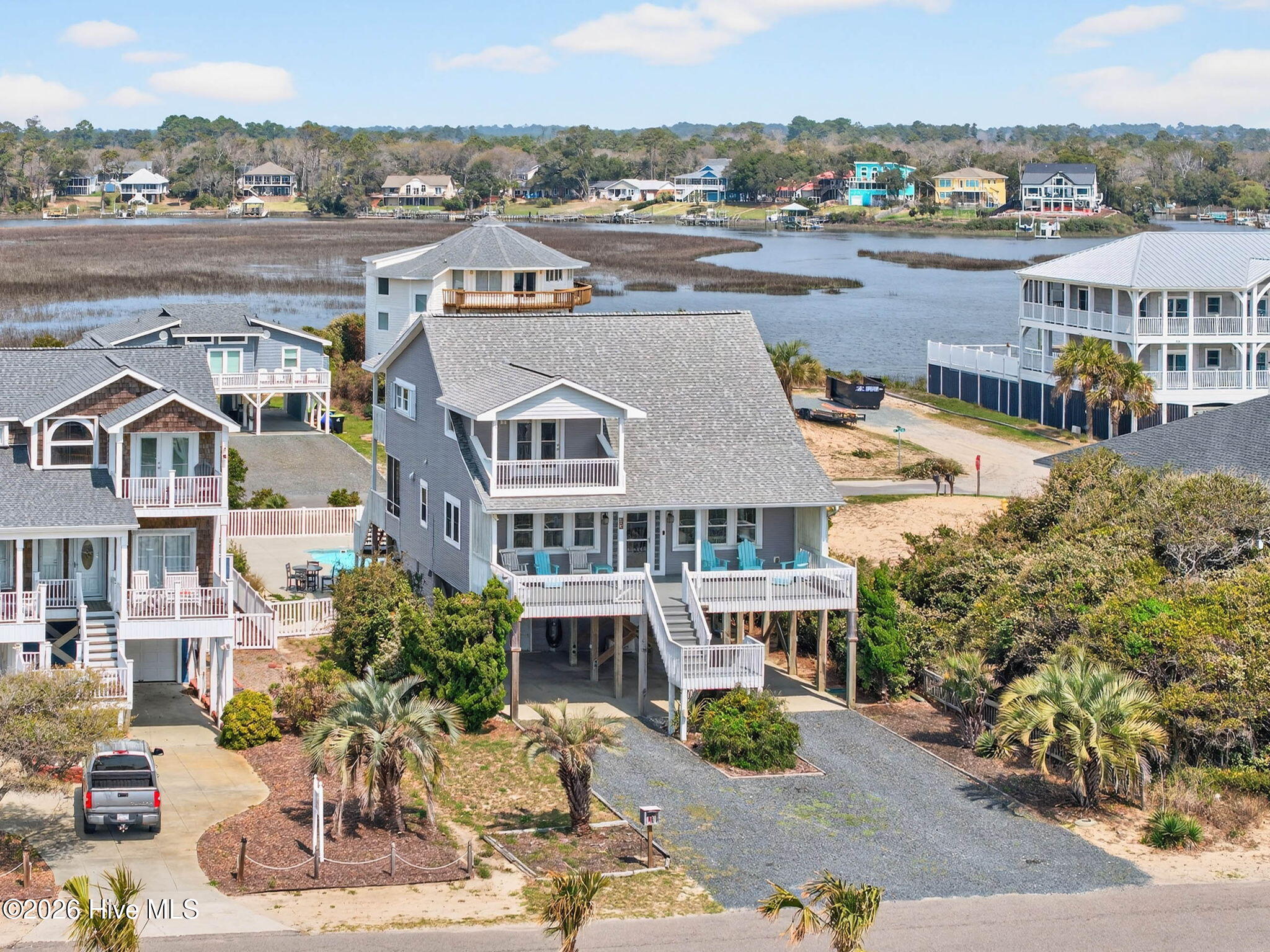 100562885 | Photo 59