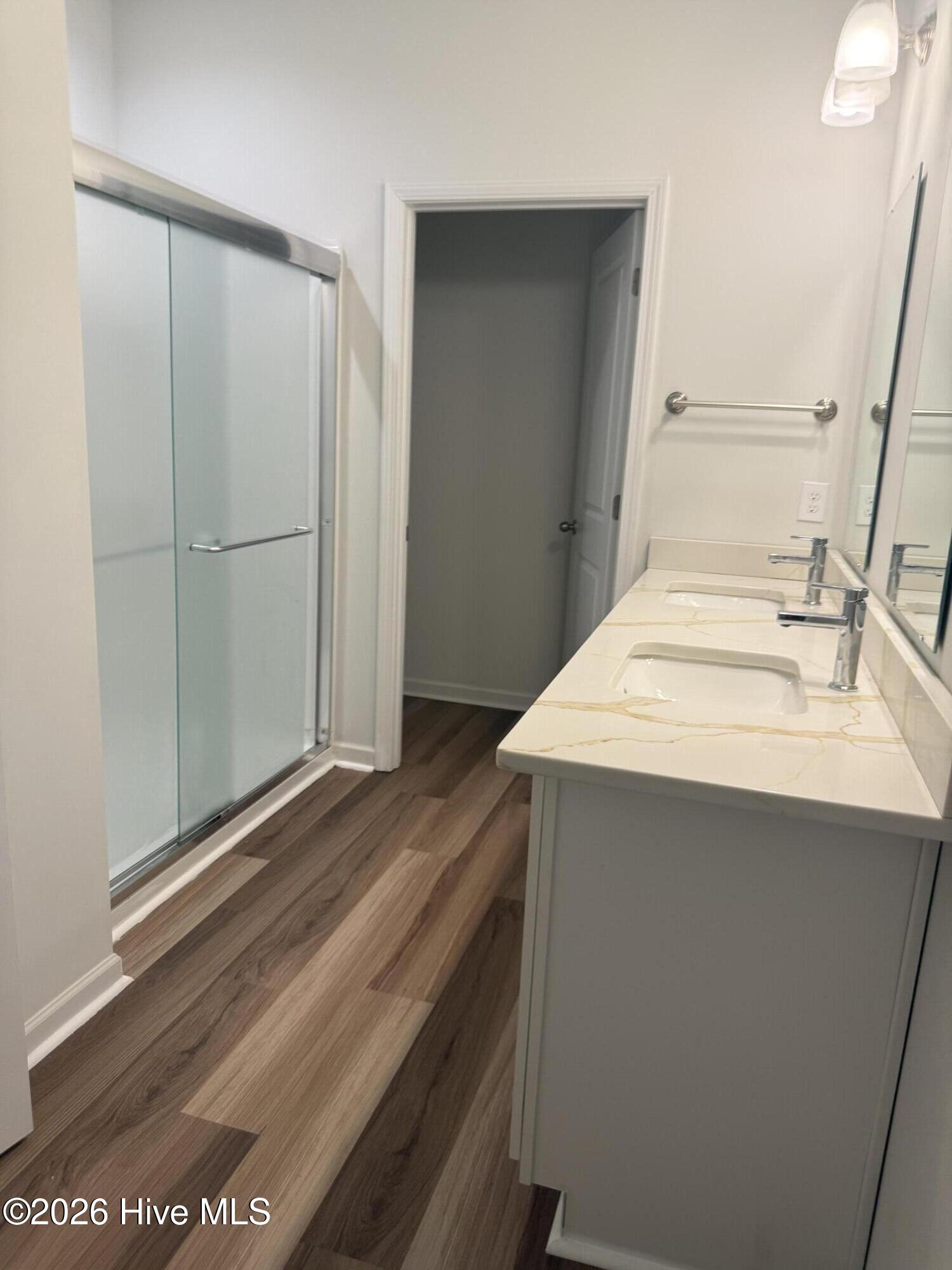 100551981 | Photo 10