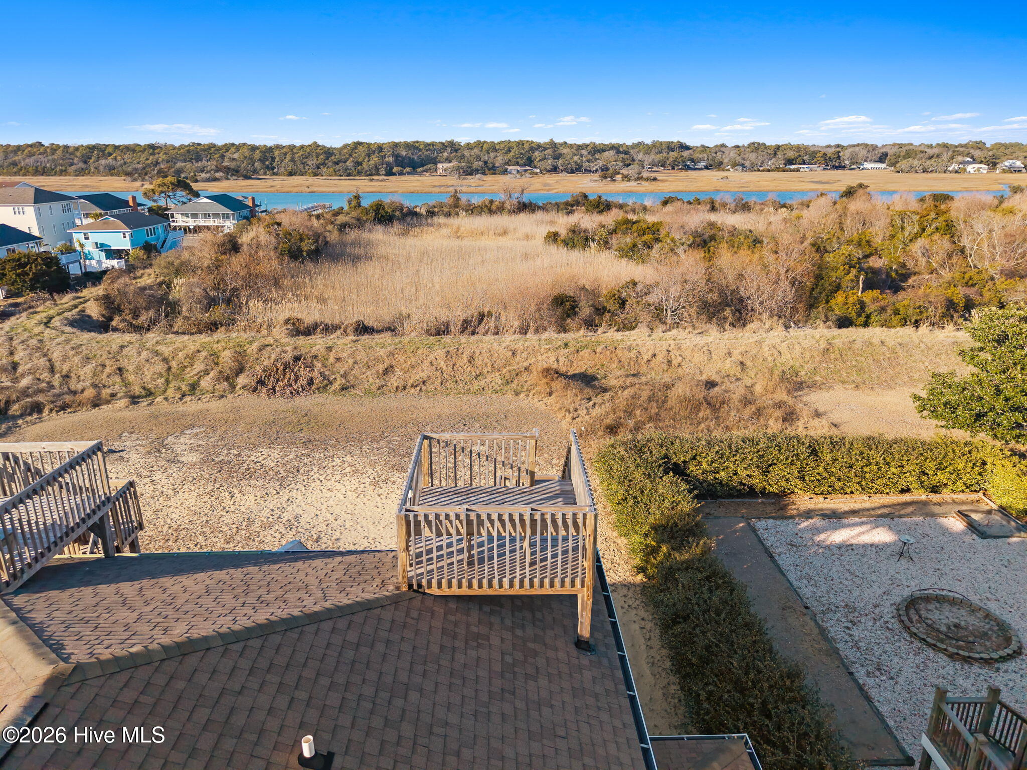 100553073 | Photo 28