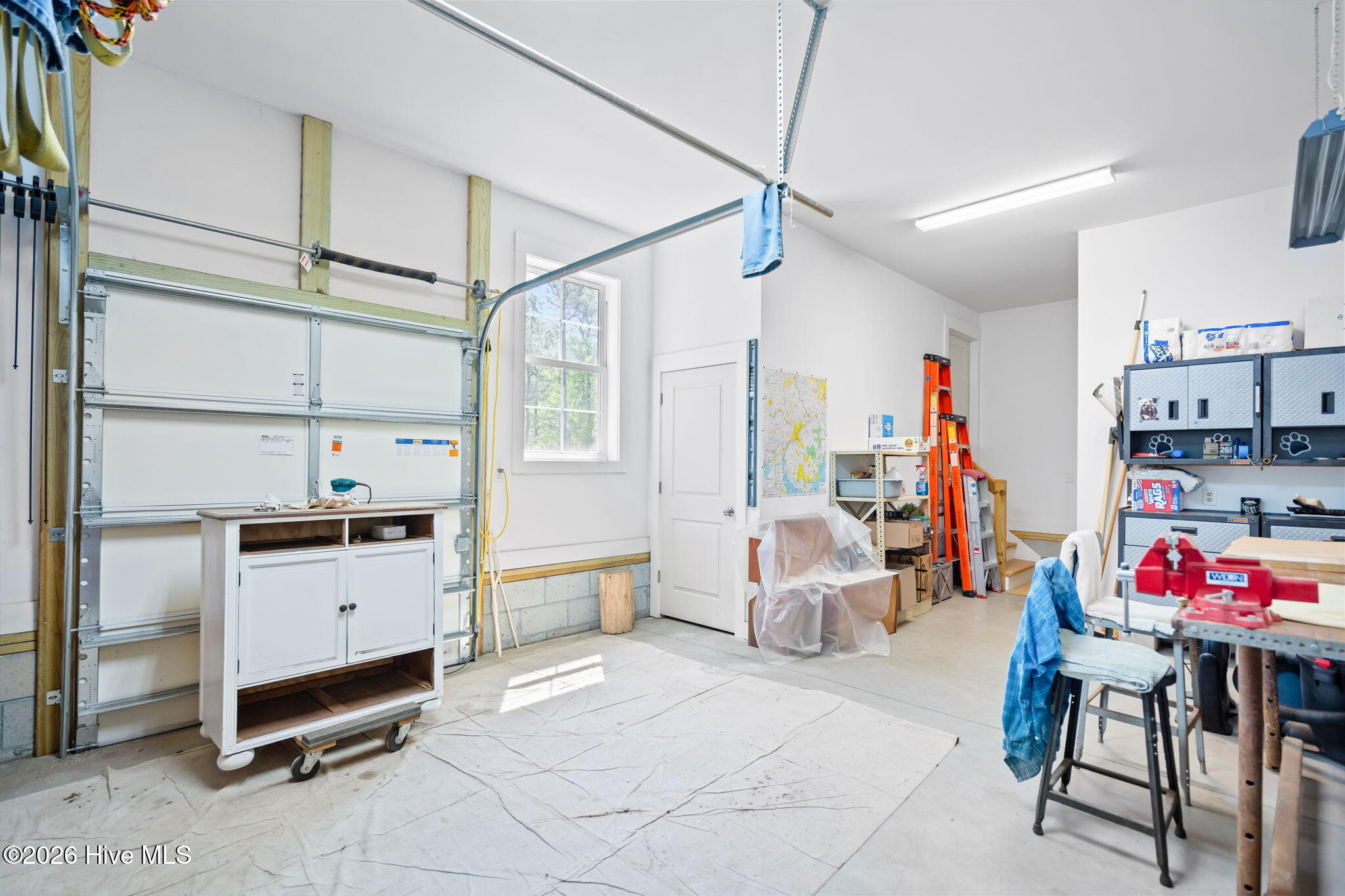 100567886 | Photo 67