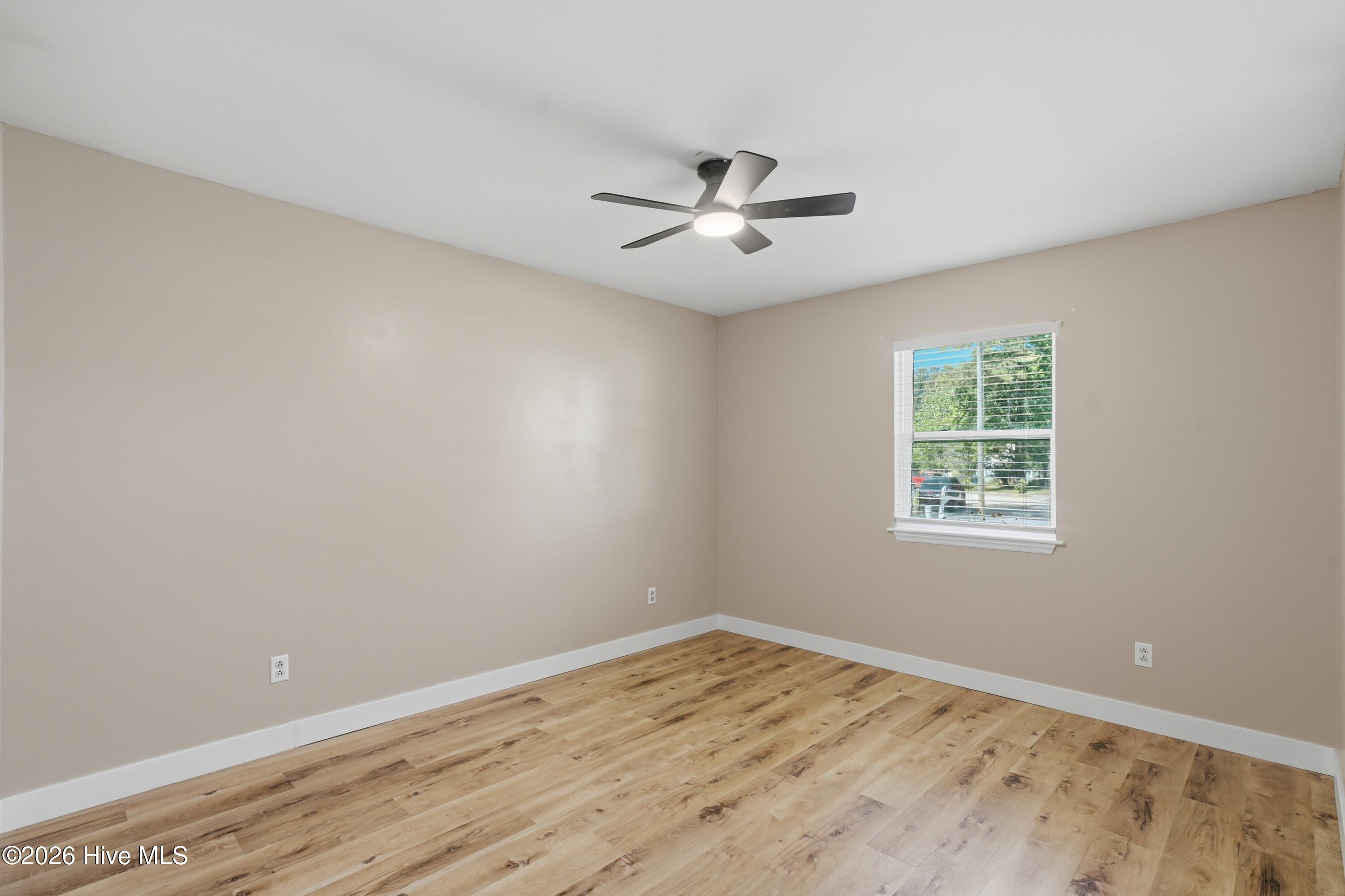 220 E Lakeridge Landing, Jacksonville, NC 28546 – photo 17: 220 E Lakeridge Landing _ 20