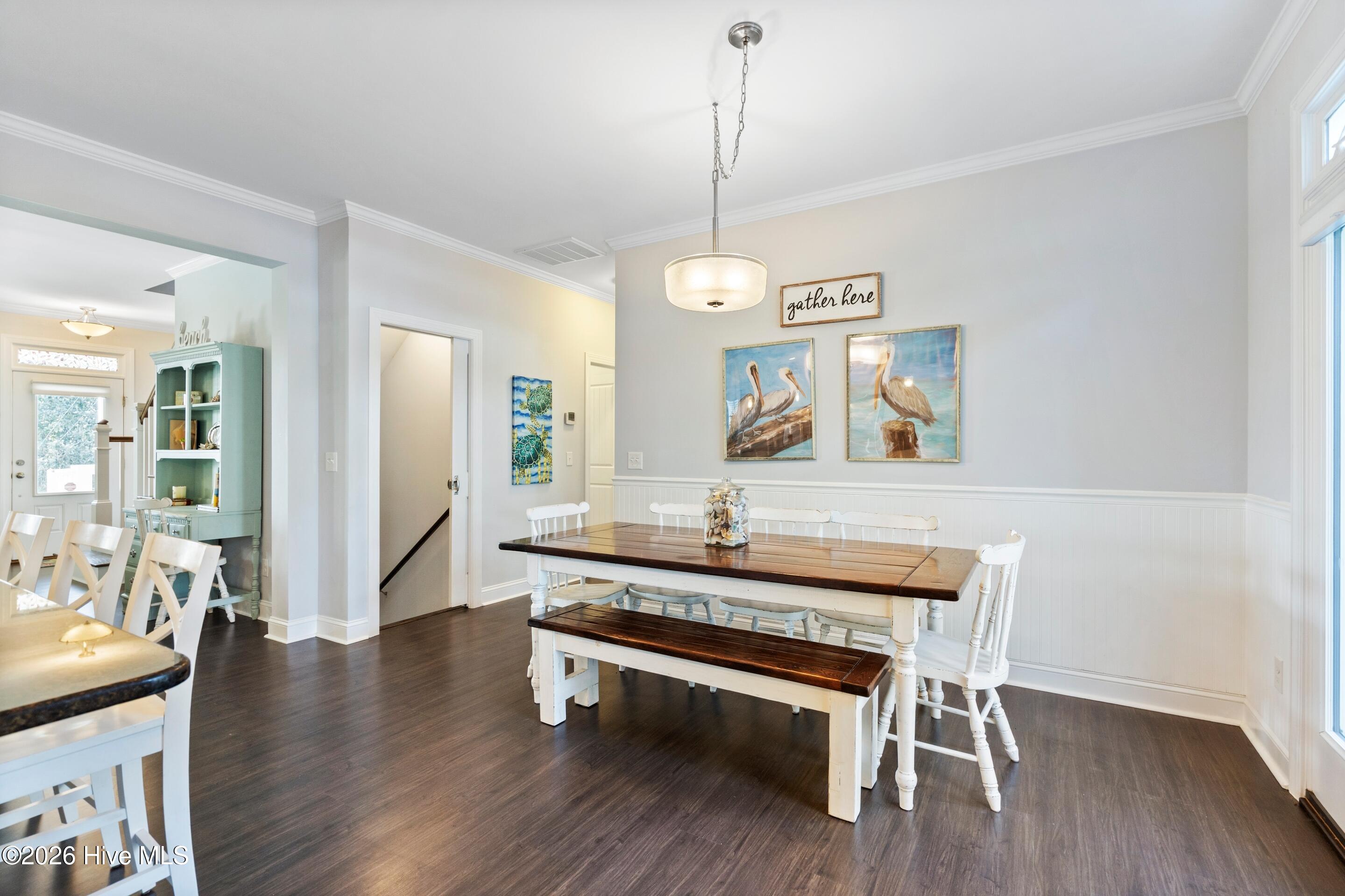 100549169 | Photo 11