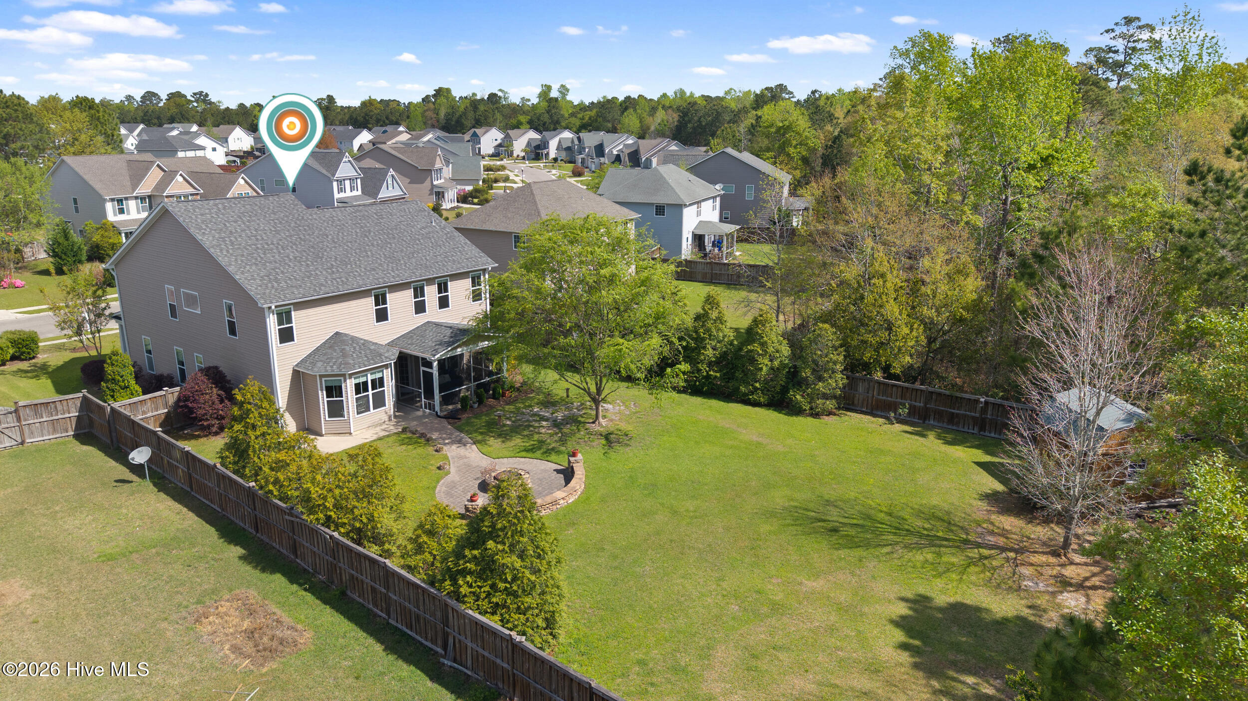 100565856 | Photo 50