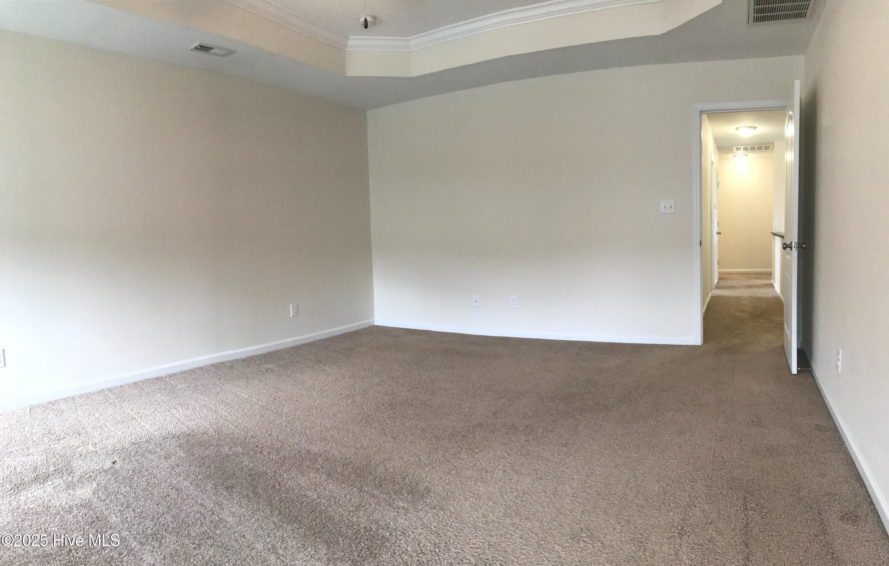 100544459 | Photo 32