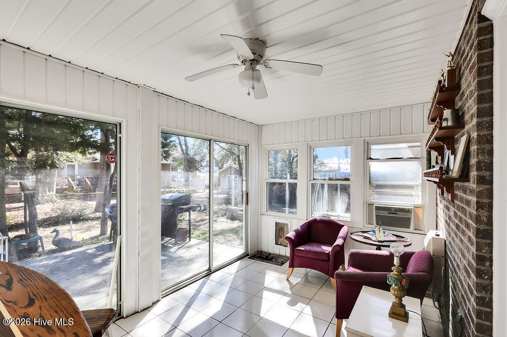 100555403 | Photo 26