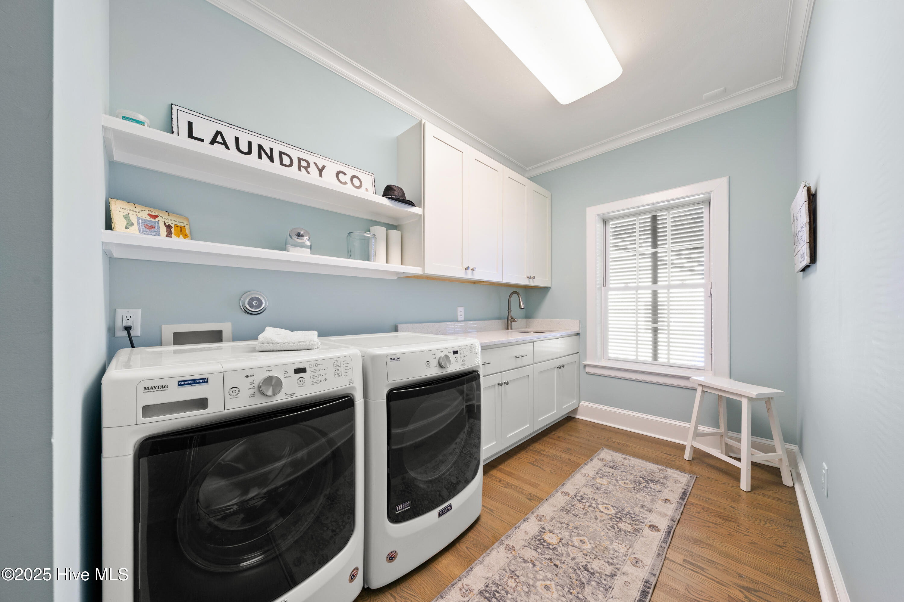 100541249 | Photo 25