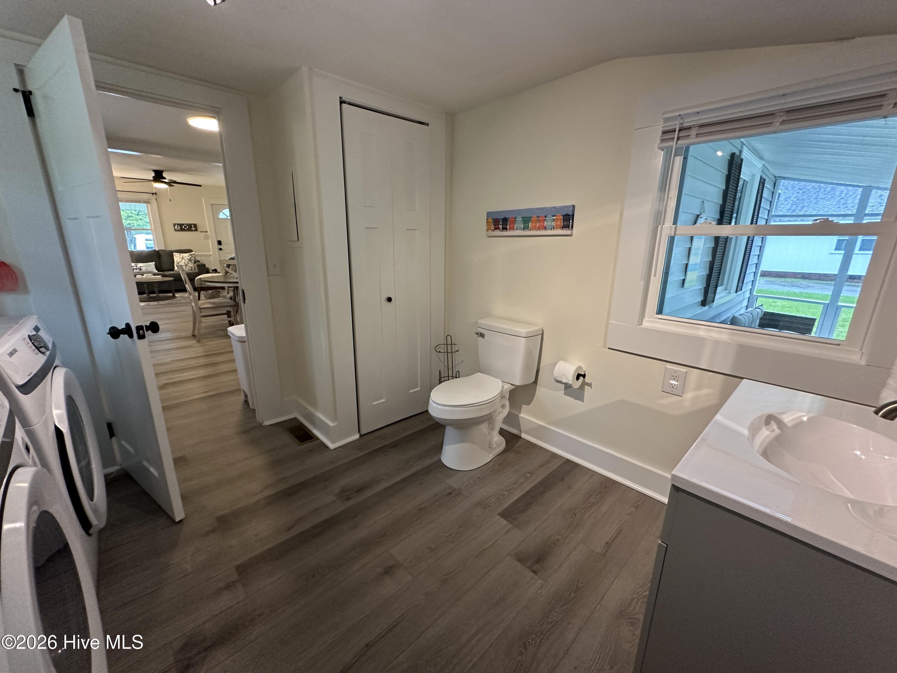 100556004 | Photo 20