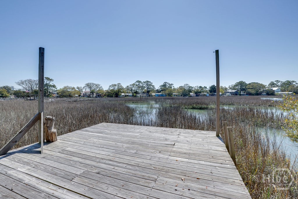 Dock