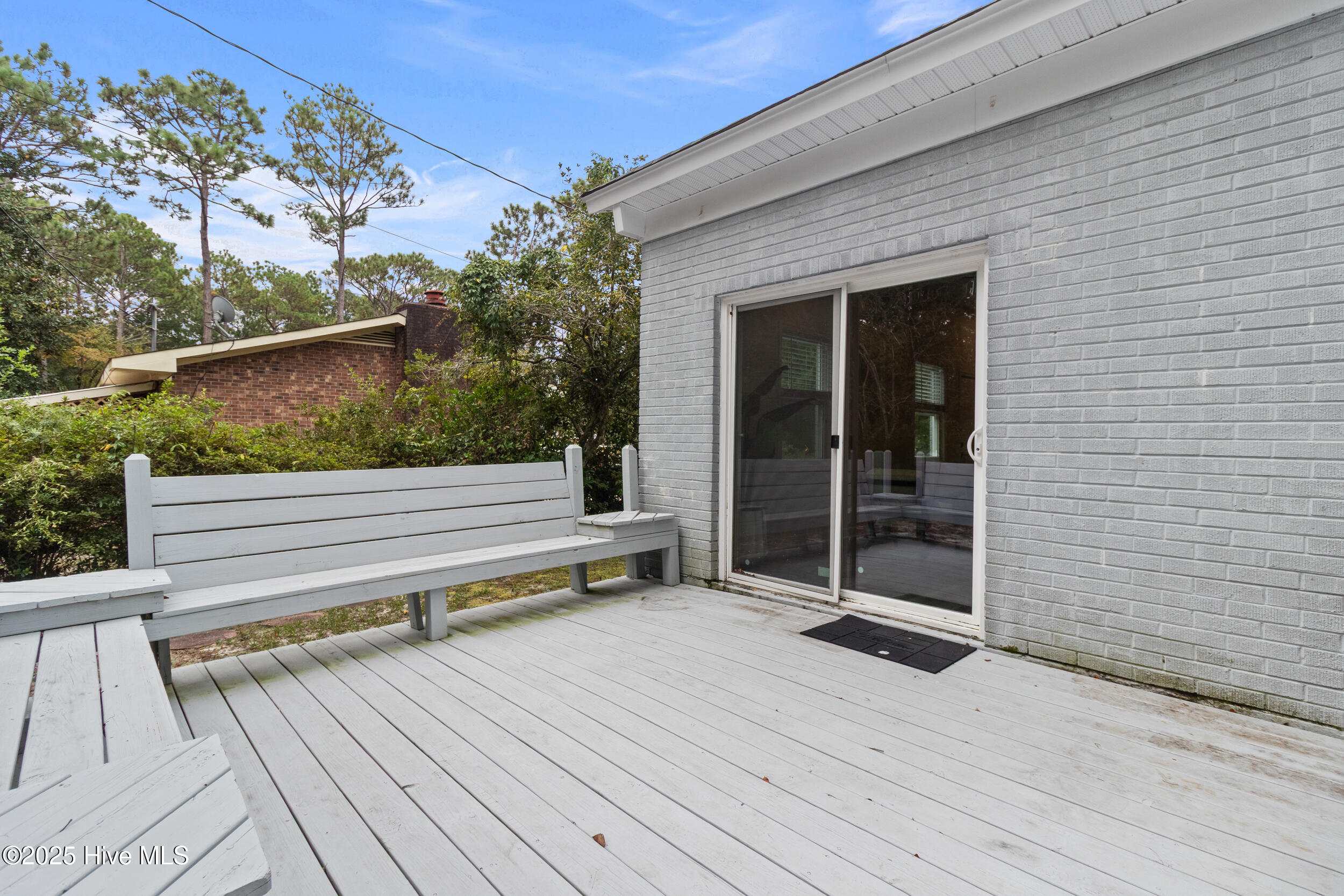 100534171 | Photo 32