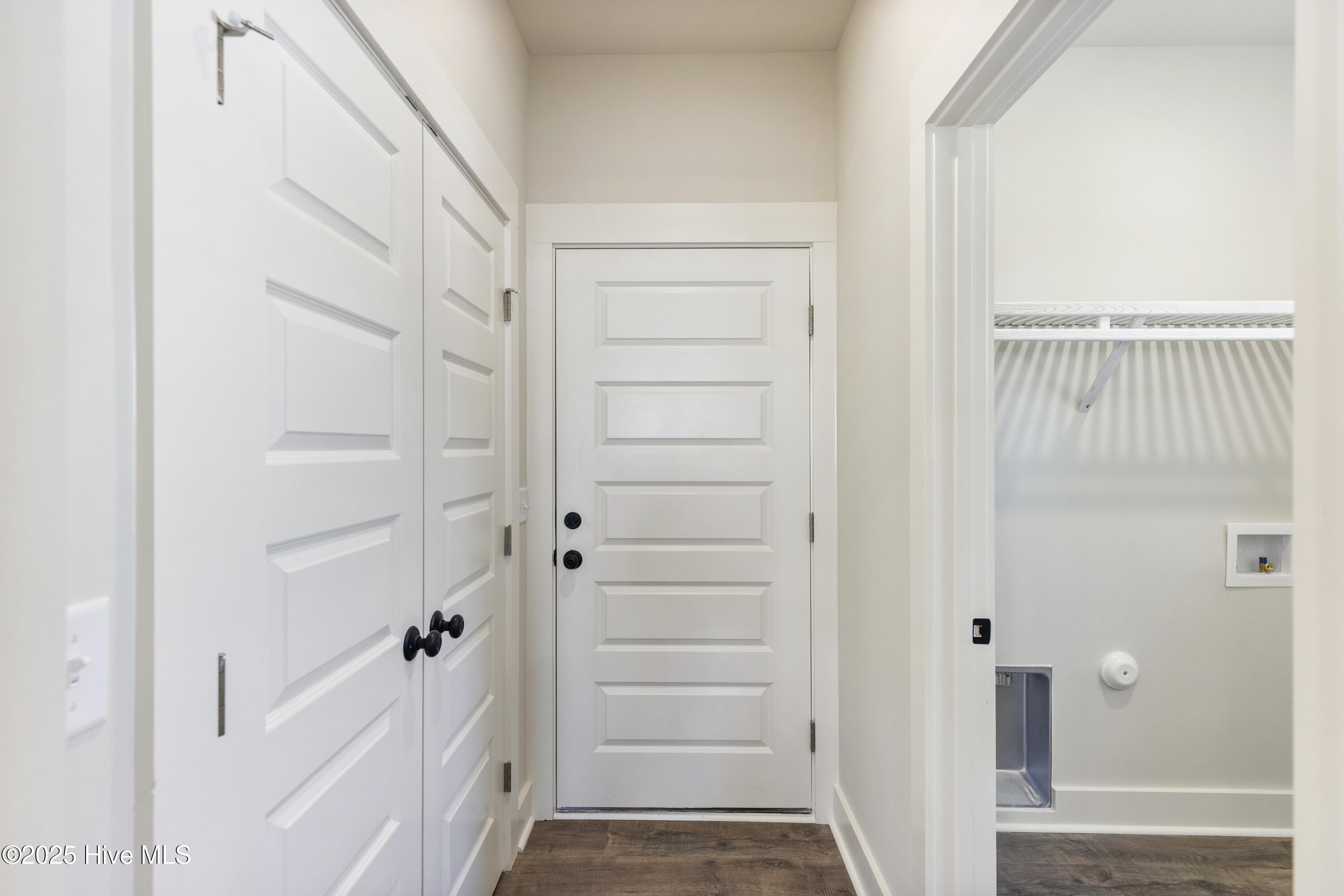 100539759 | Photo 28