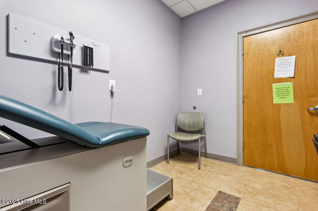 4275 Western Boulevard, Jacksonville, NC, 28546