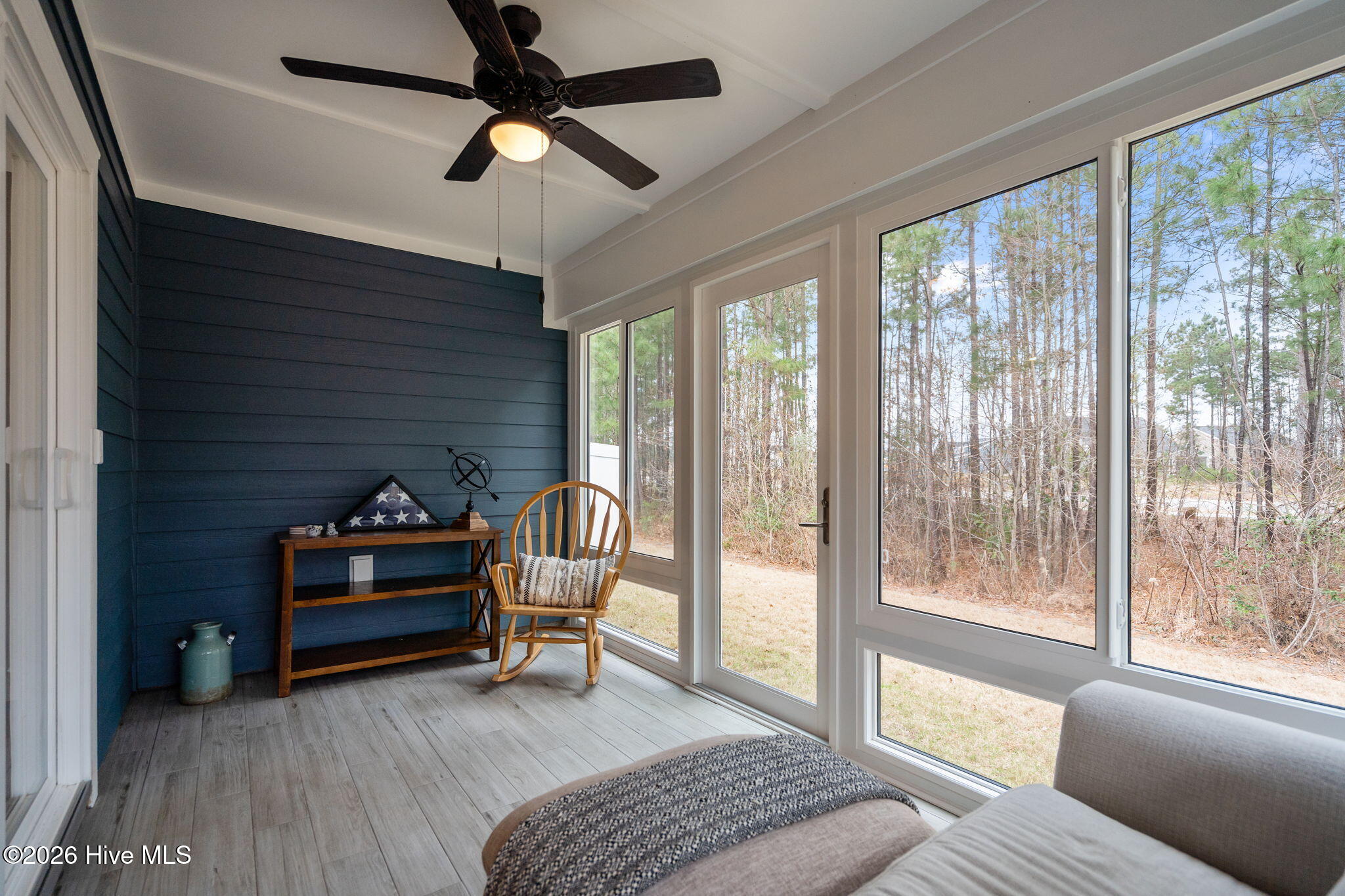 100558026 | Photo 28