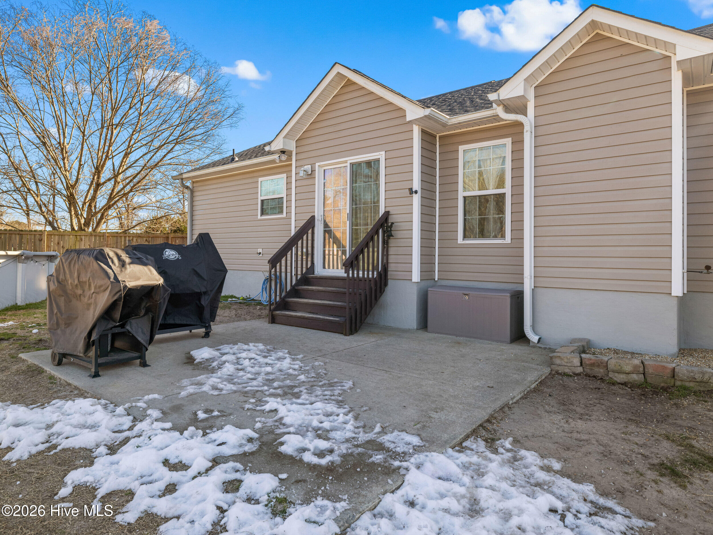 100554135 | Photo 35