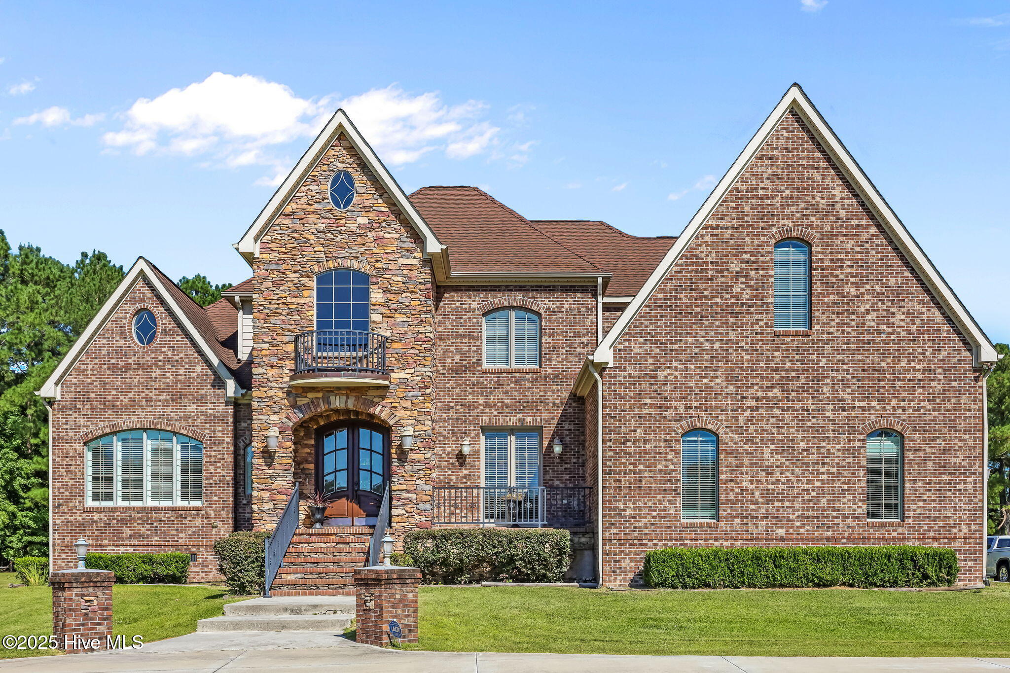 Homes for sale in Jacksonville, NC | 187 Country Squire Ln, Jacksonville, NC 28540 | MLS# 100529119