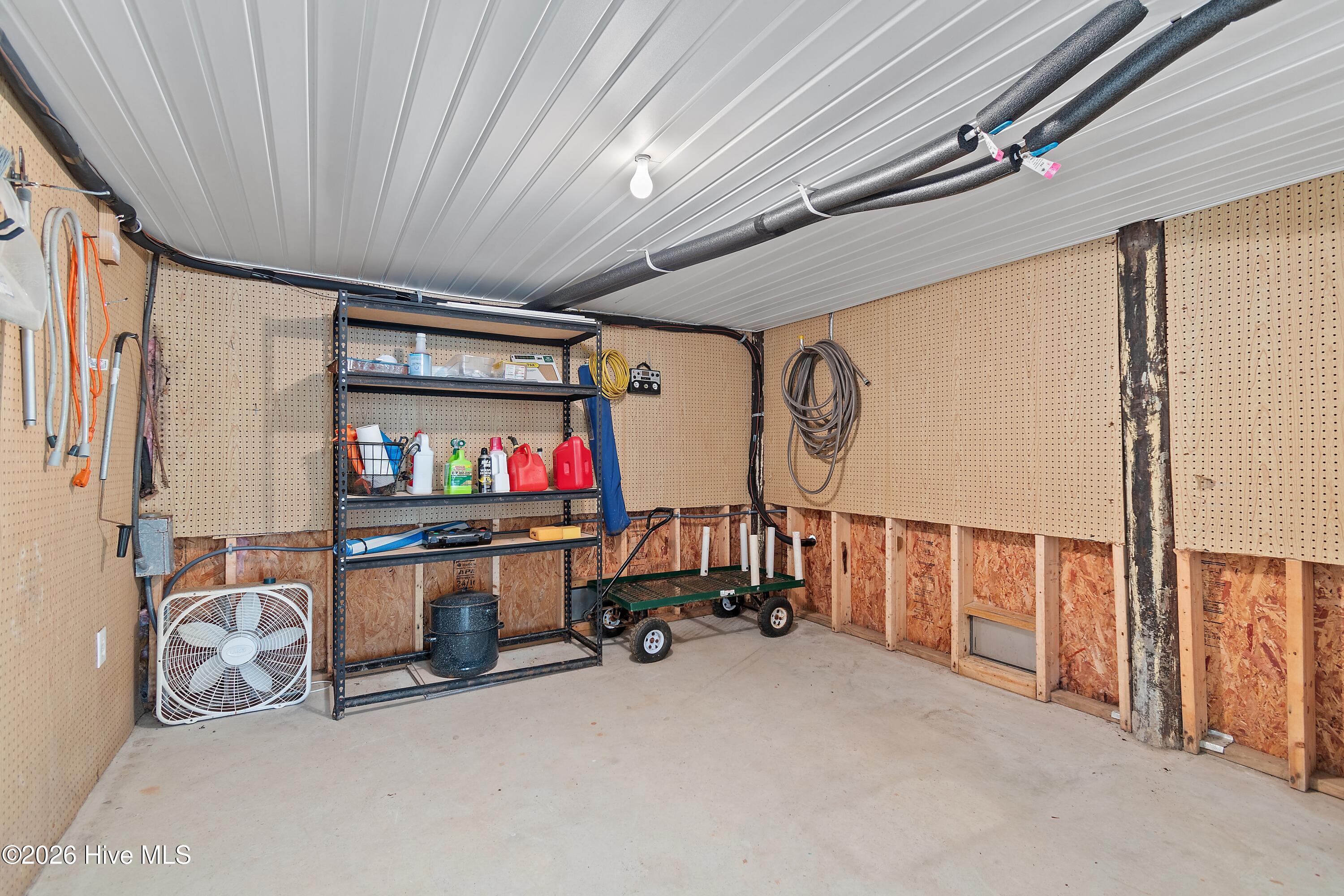 100555646 | Photo 36