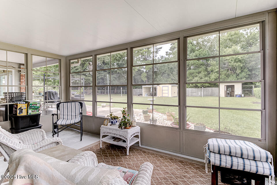 100531257 | Photo 23