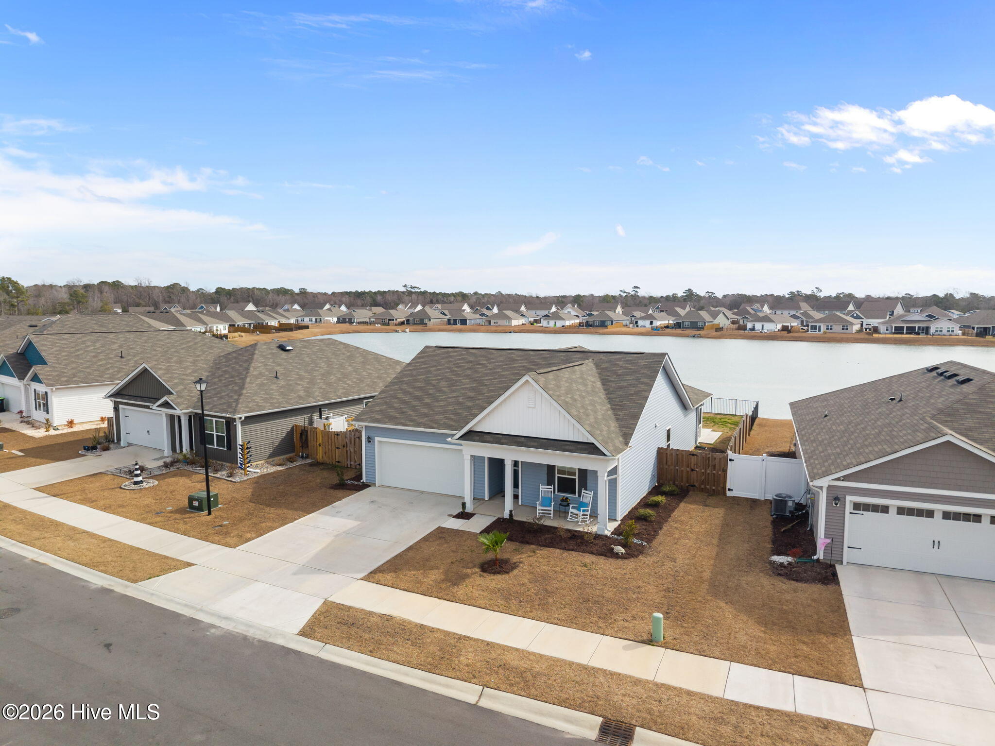 100555657 | Photo 50