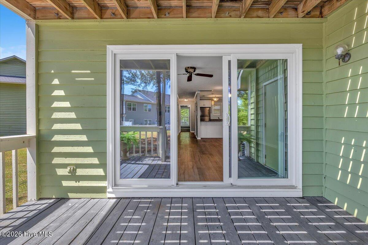 100568234 | Photo 13