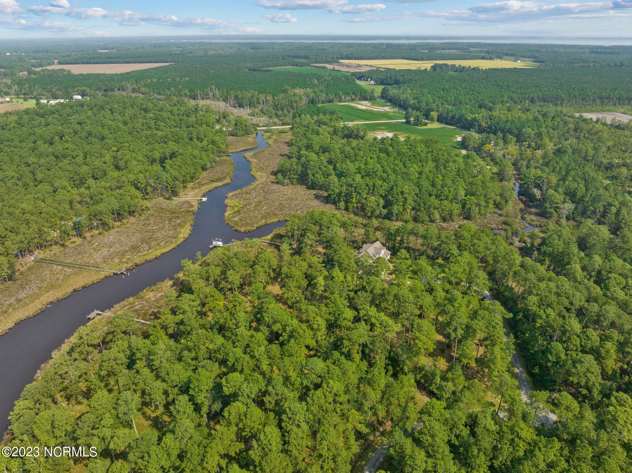 2504 19 Brown Creek Road,Merritt
