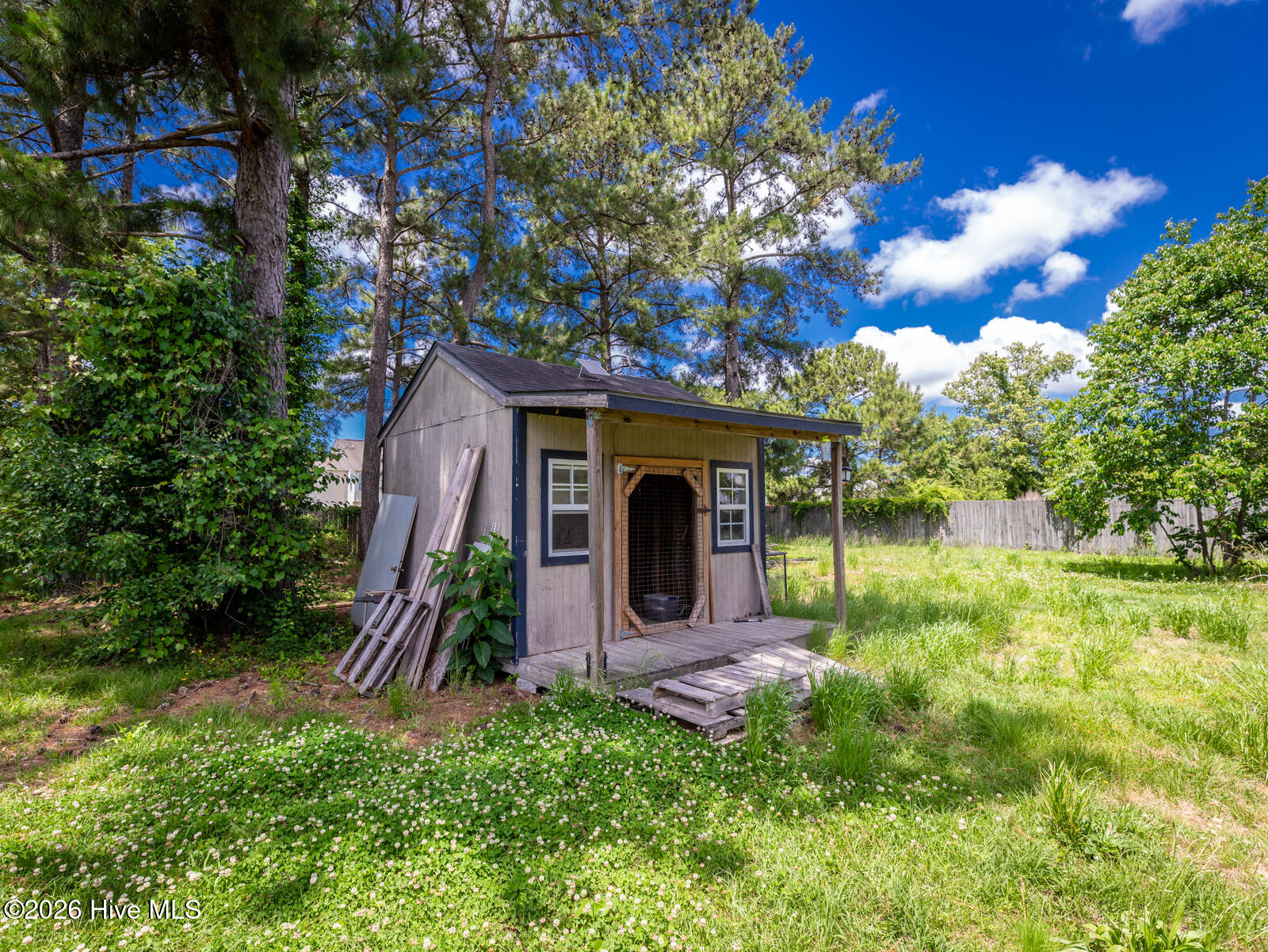 299 Riggs Road,Hubert