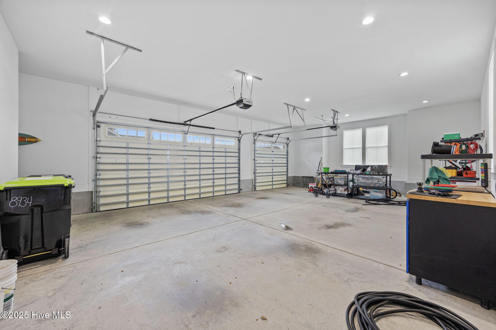 100523904 | Photo 37