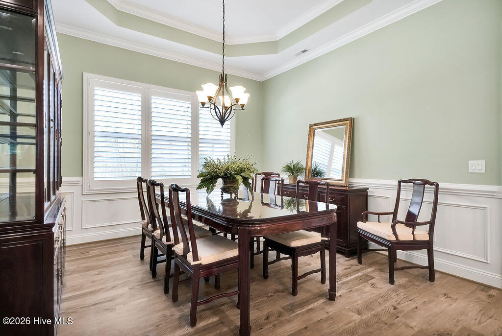 100558721 | Photo 22