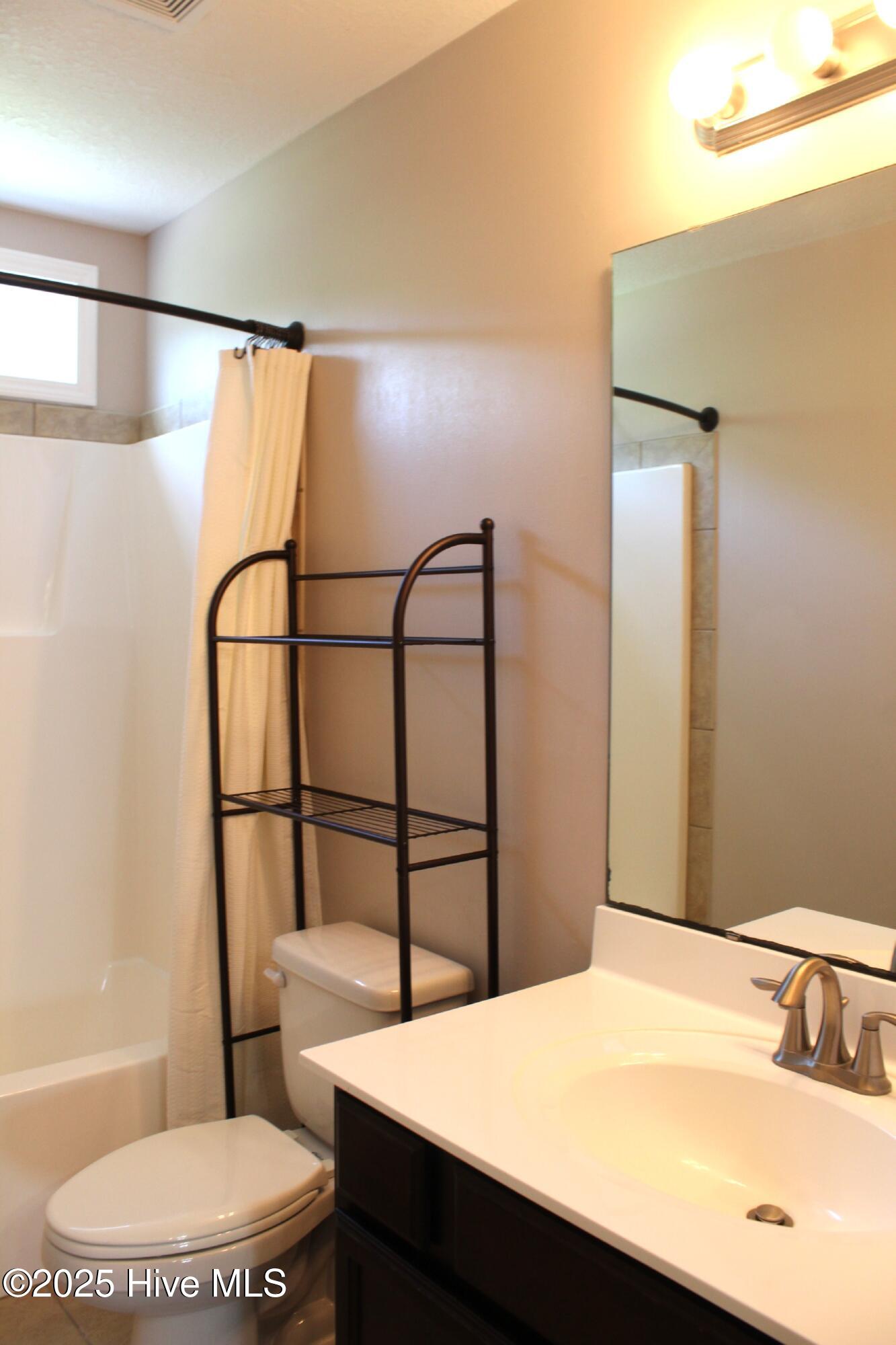 100555059 | Photo 15