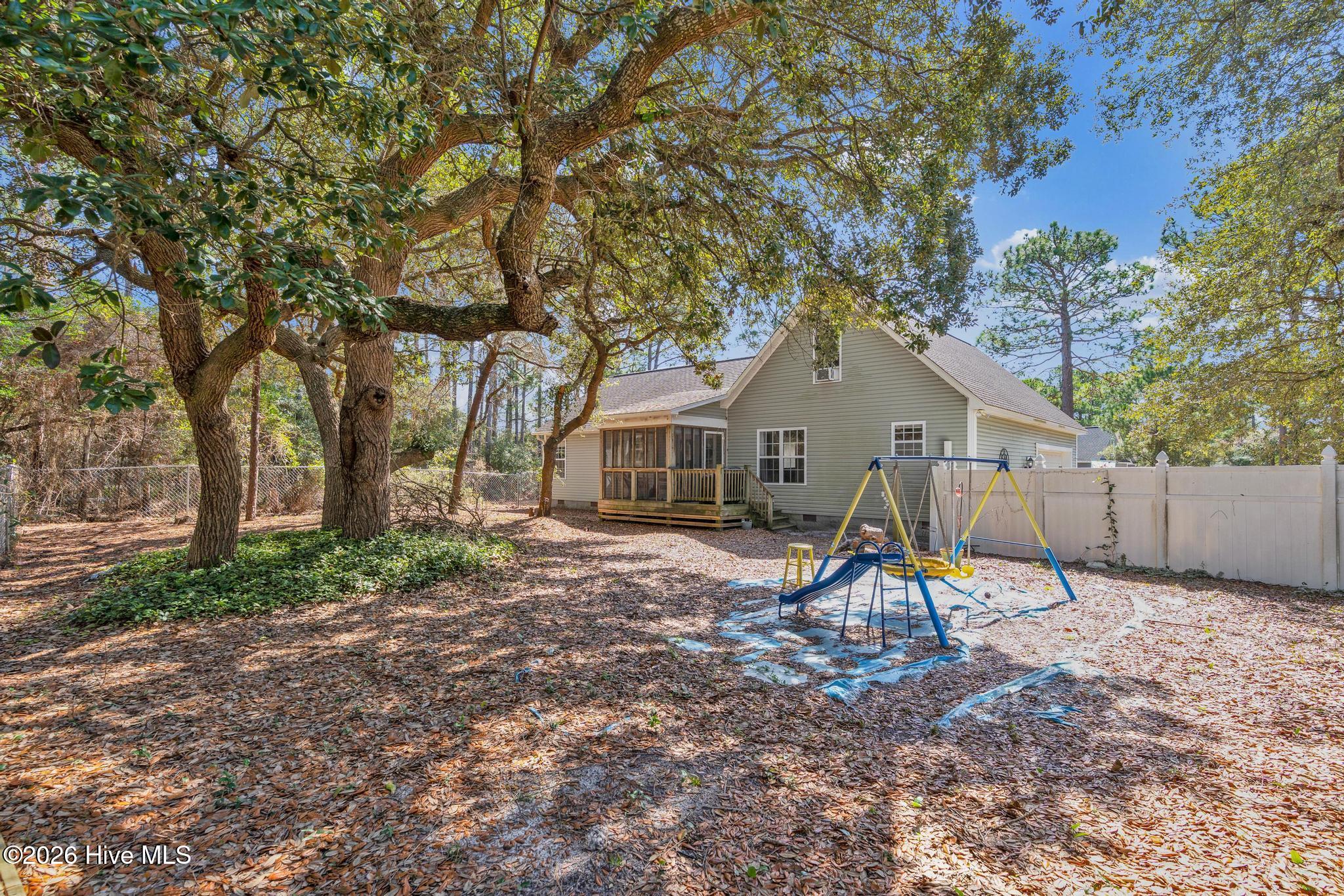 100559055 | Photo 31