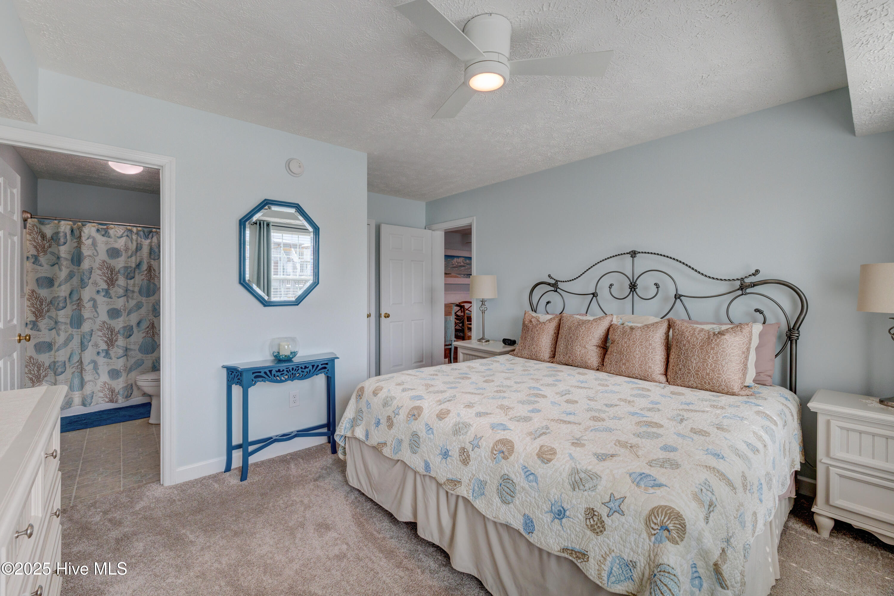 100498855 | Photo 21