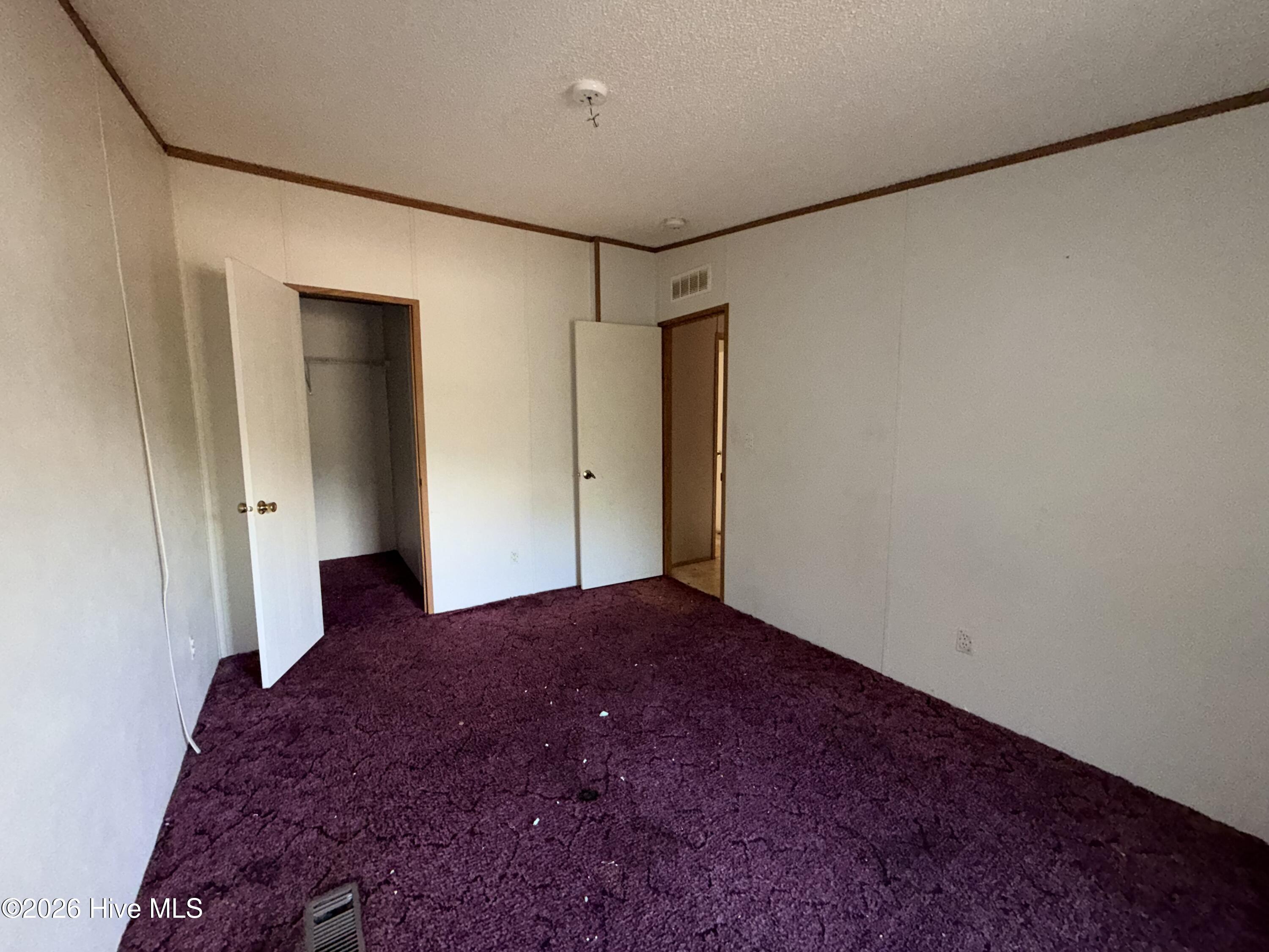 100548308 | Photo 13