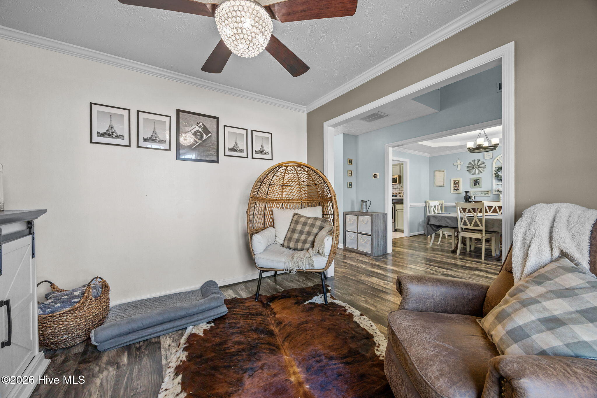 100549492 | Photo 11