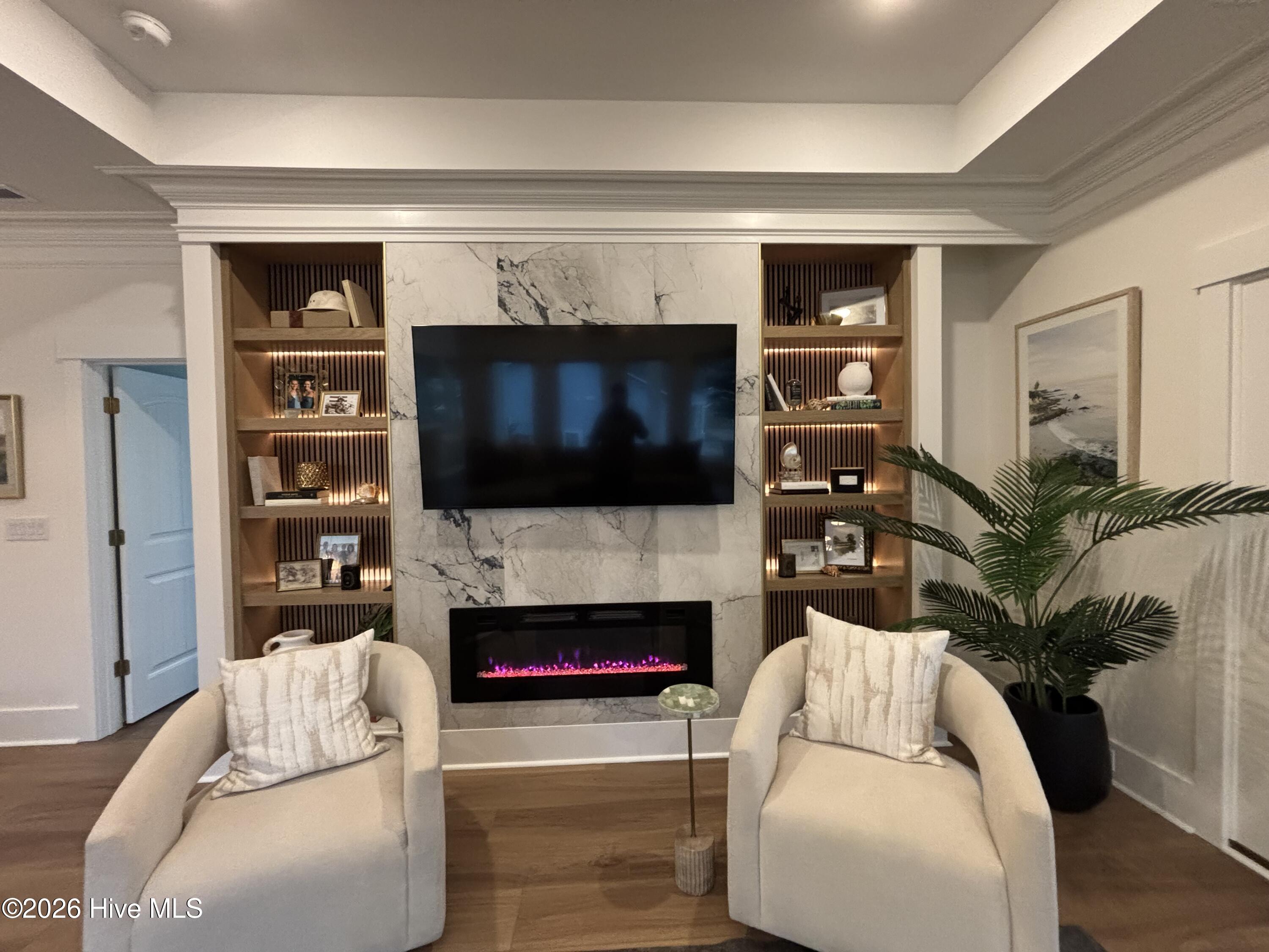 100516902 | Photo 62