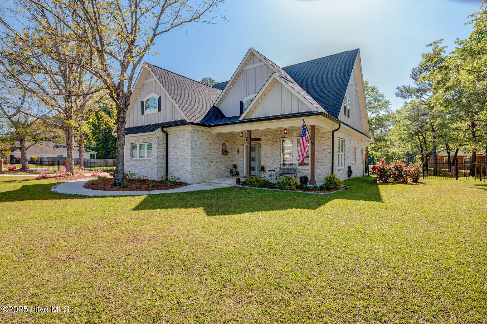 237PineVillageDrive-7