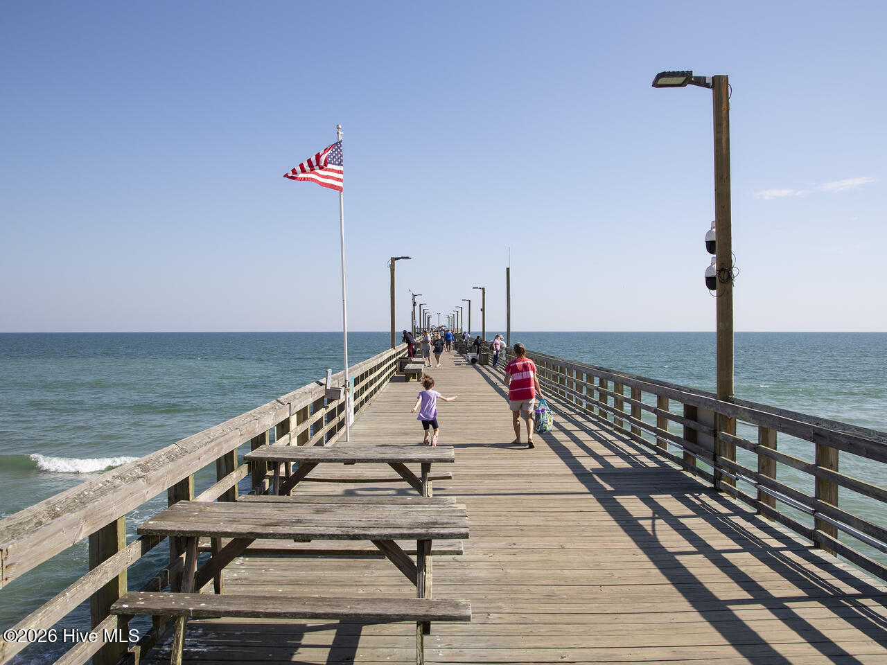 100557184 | Photo 48