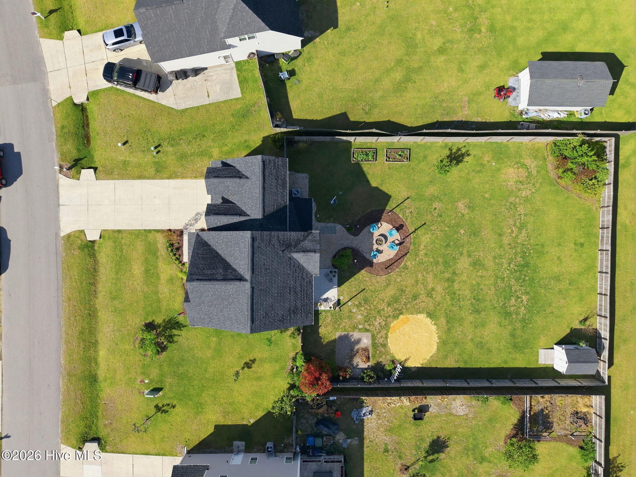 100570576 | Photo 41