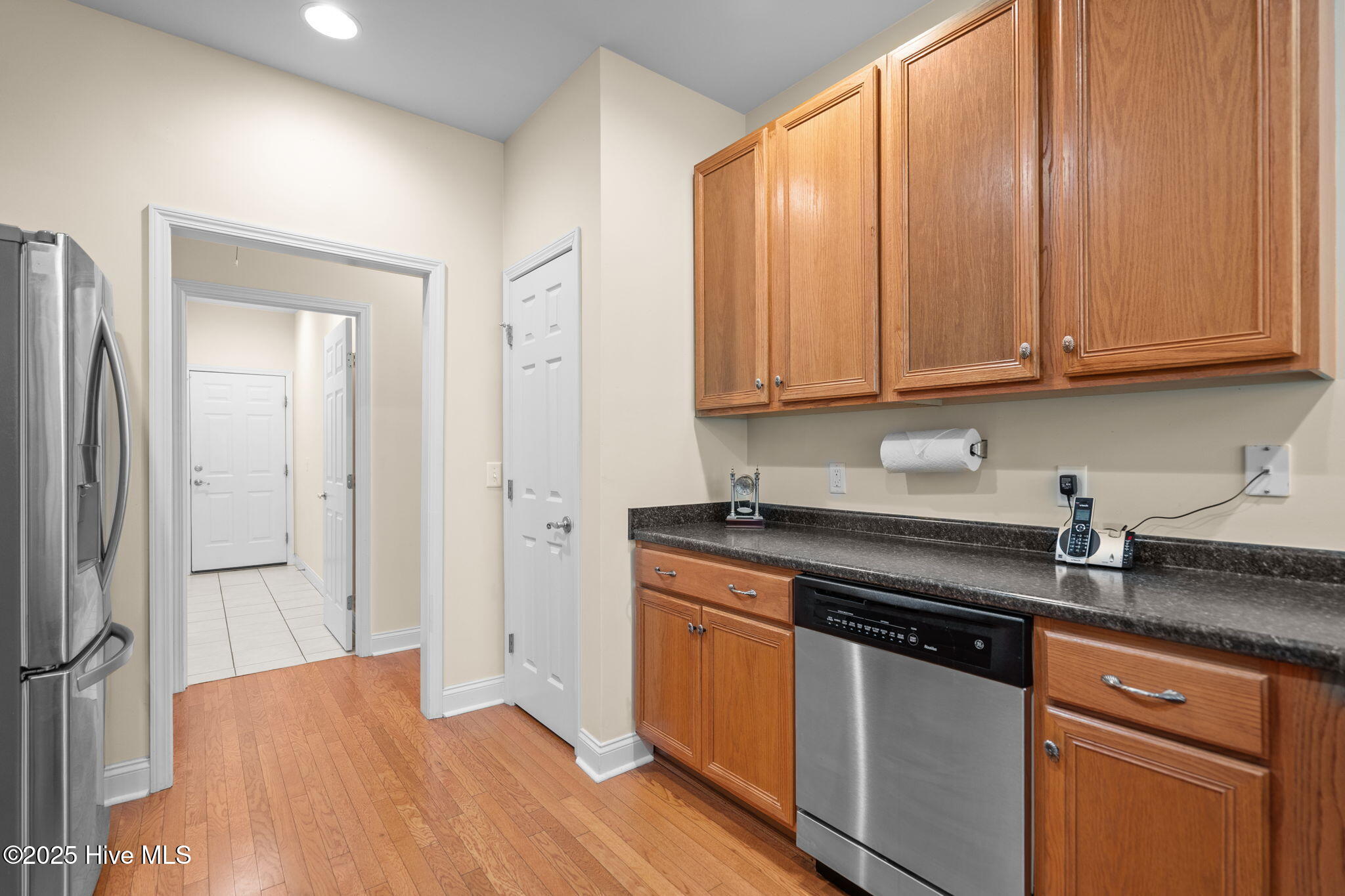 100525755 | Photo 19