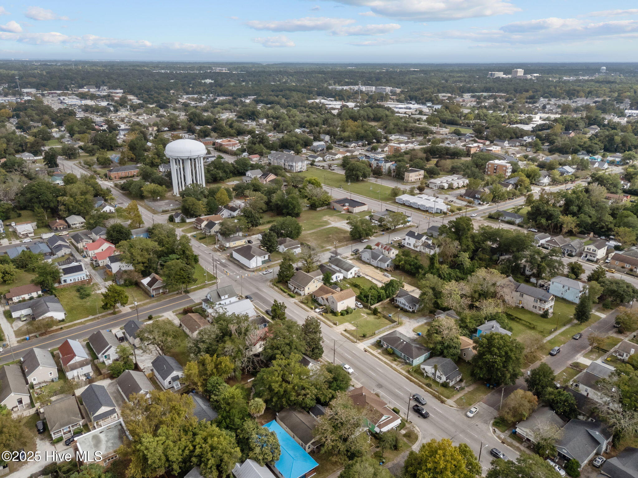 100534233 | Photo 42