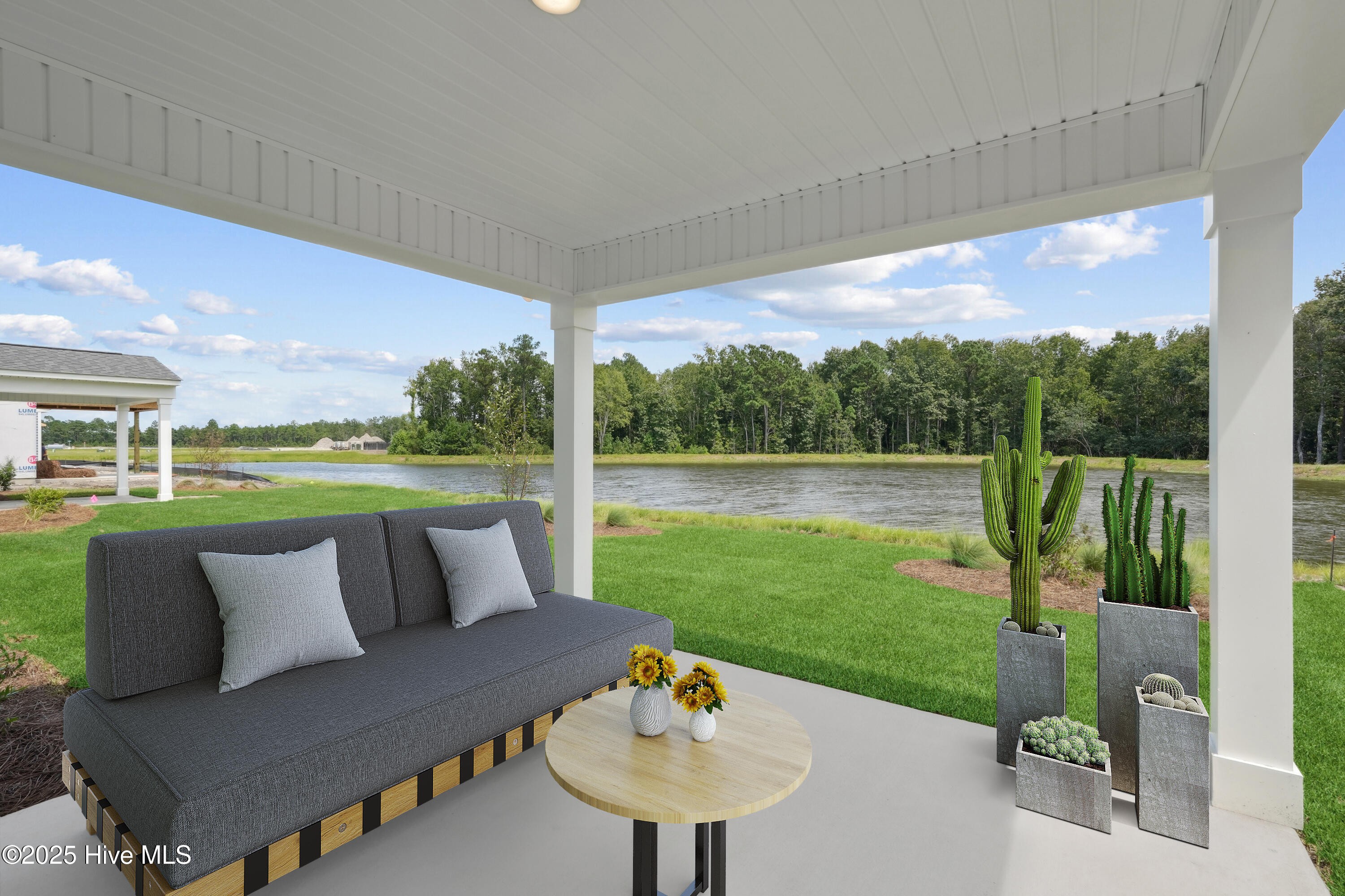 100528546 | Photo 14