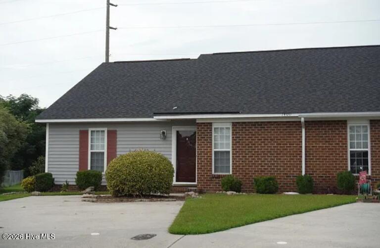 Exterior photo of 1400 Victorious Place A, Greenville, NC 27858. MLS: 100595224