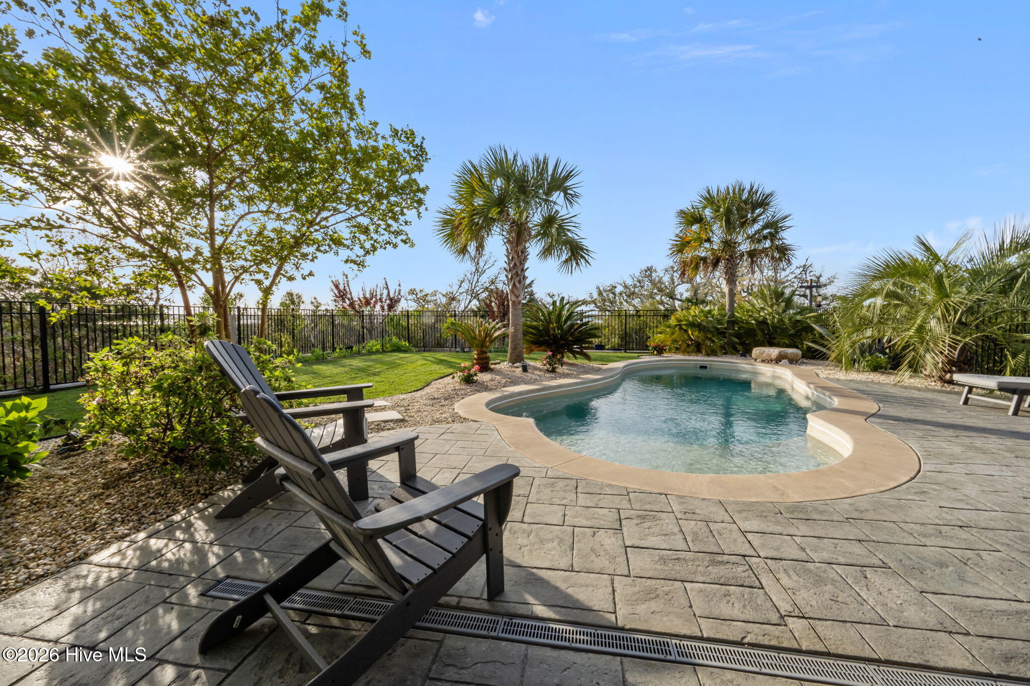 1207 S Topsail Drive, Surf City, NC, 28445