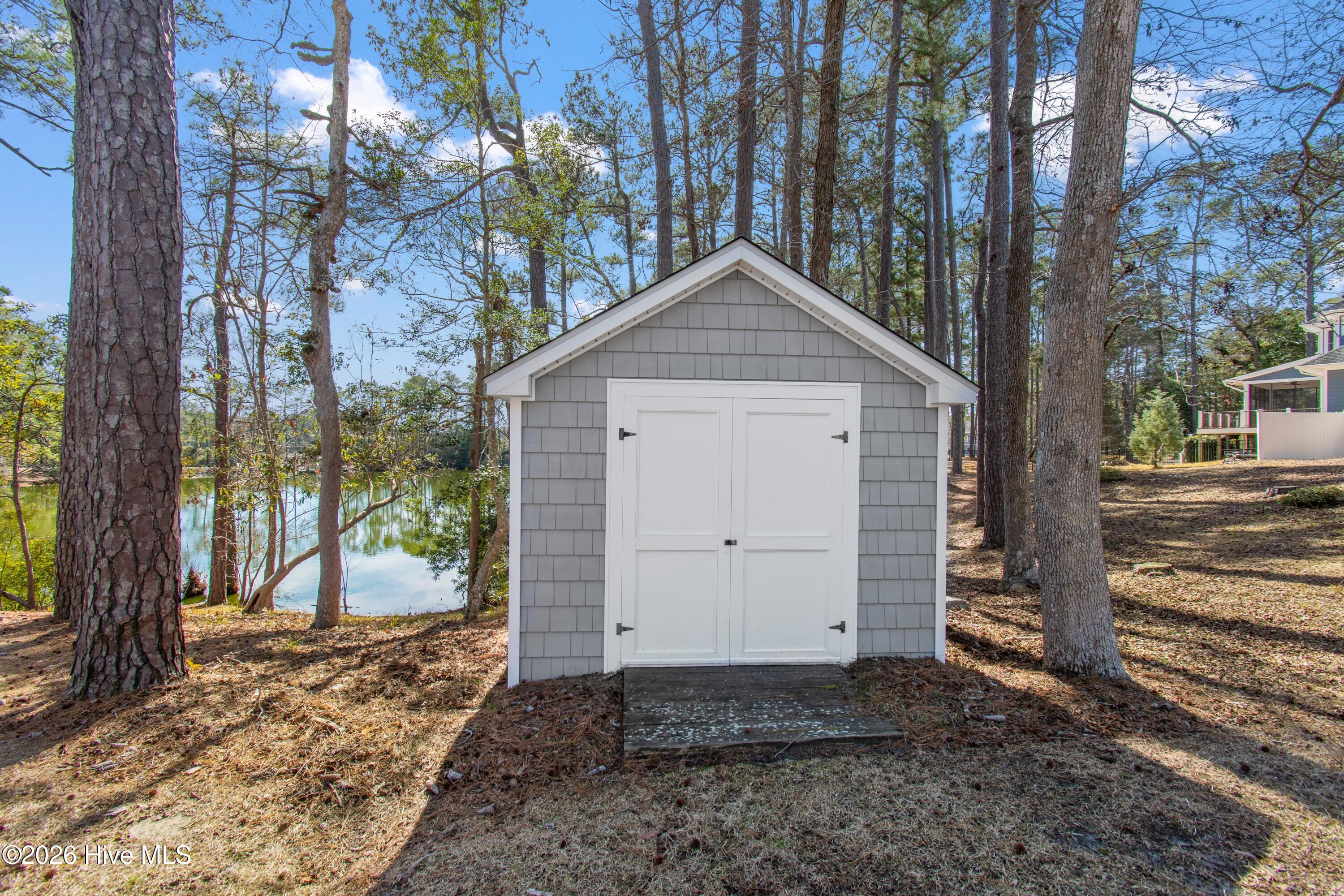 100555645 | Photo 42