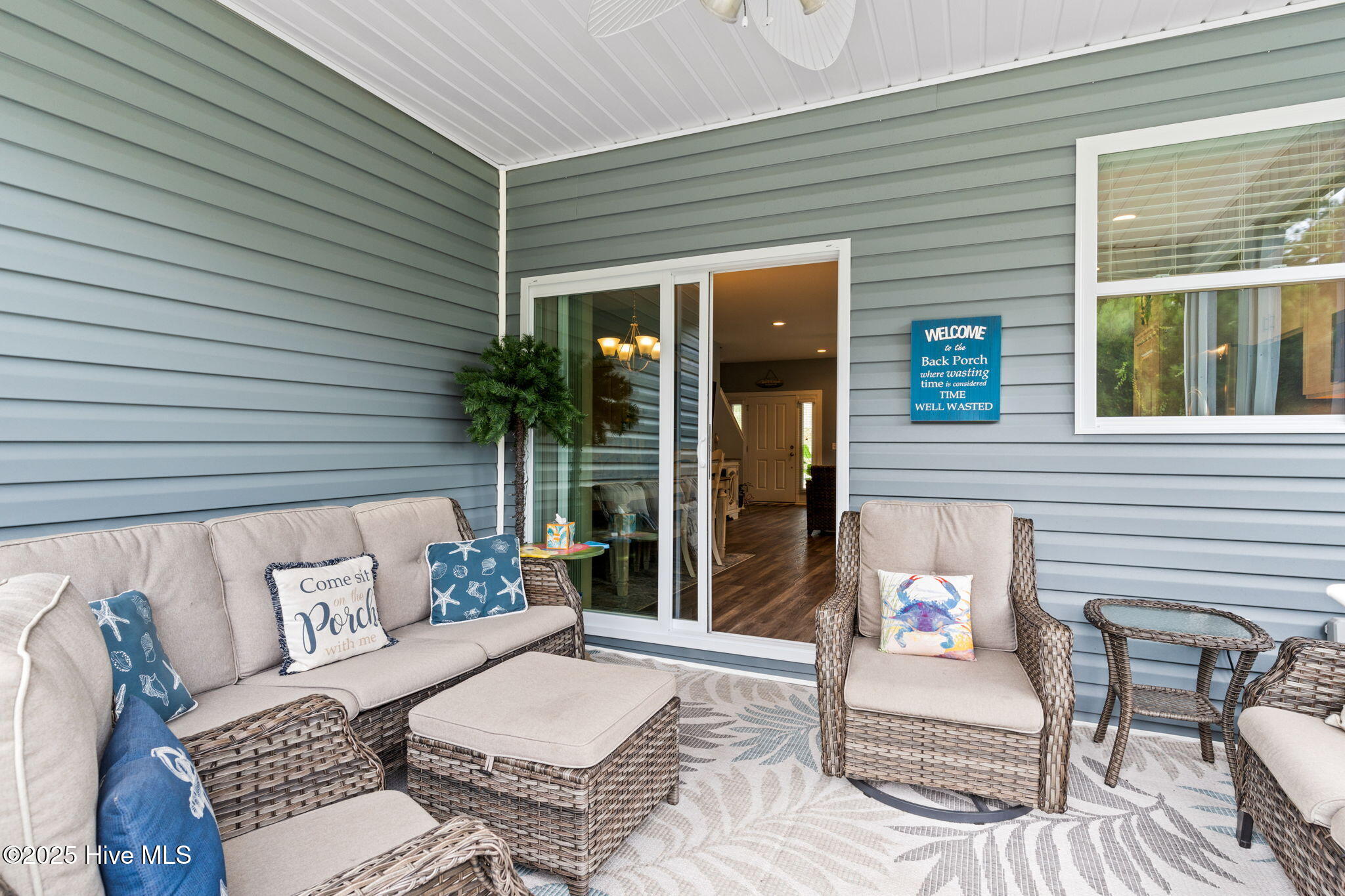 100530227 | Photo 29