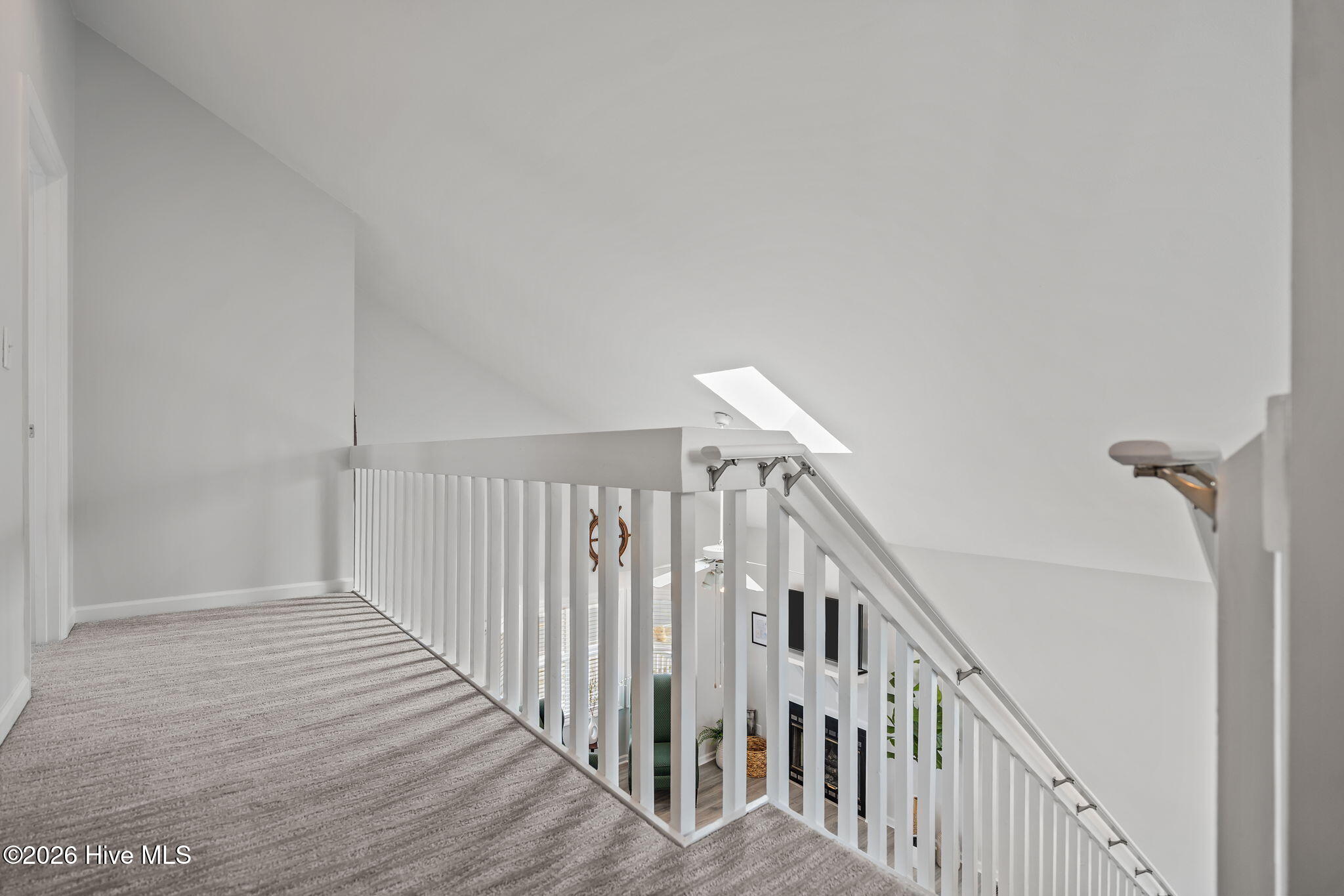 100562748 | Photo 20