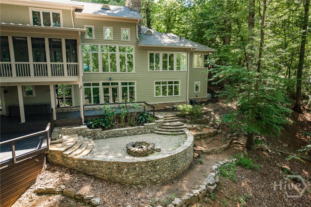 38 River Shoals Drive