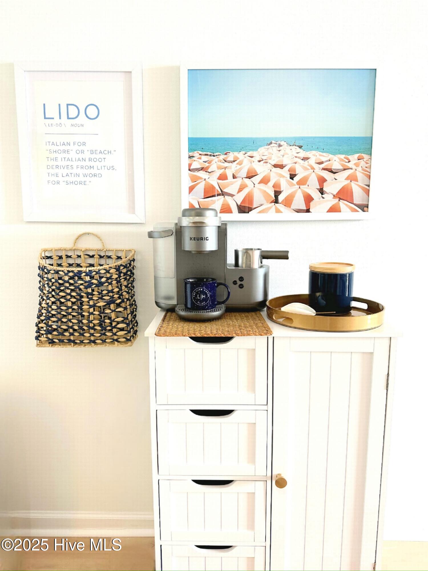 100522389 | Photo 19