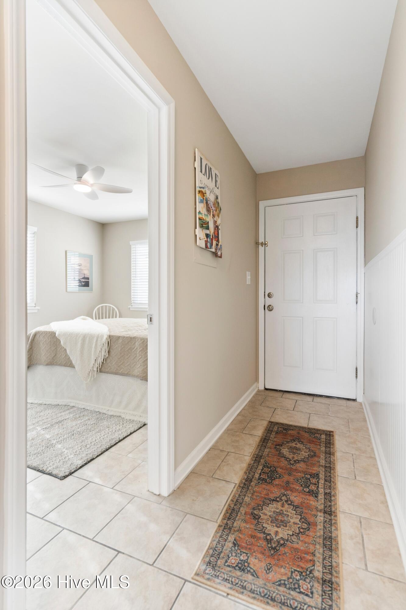 100549328 | Photo 17