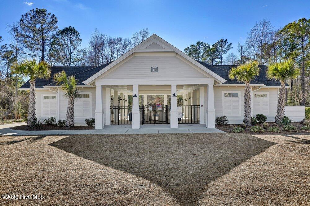 100558319 | Photo 47